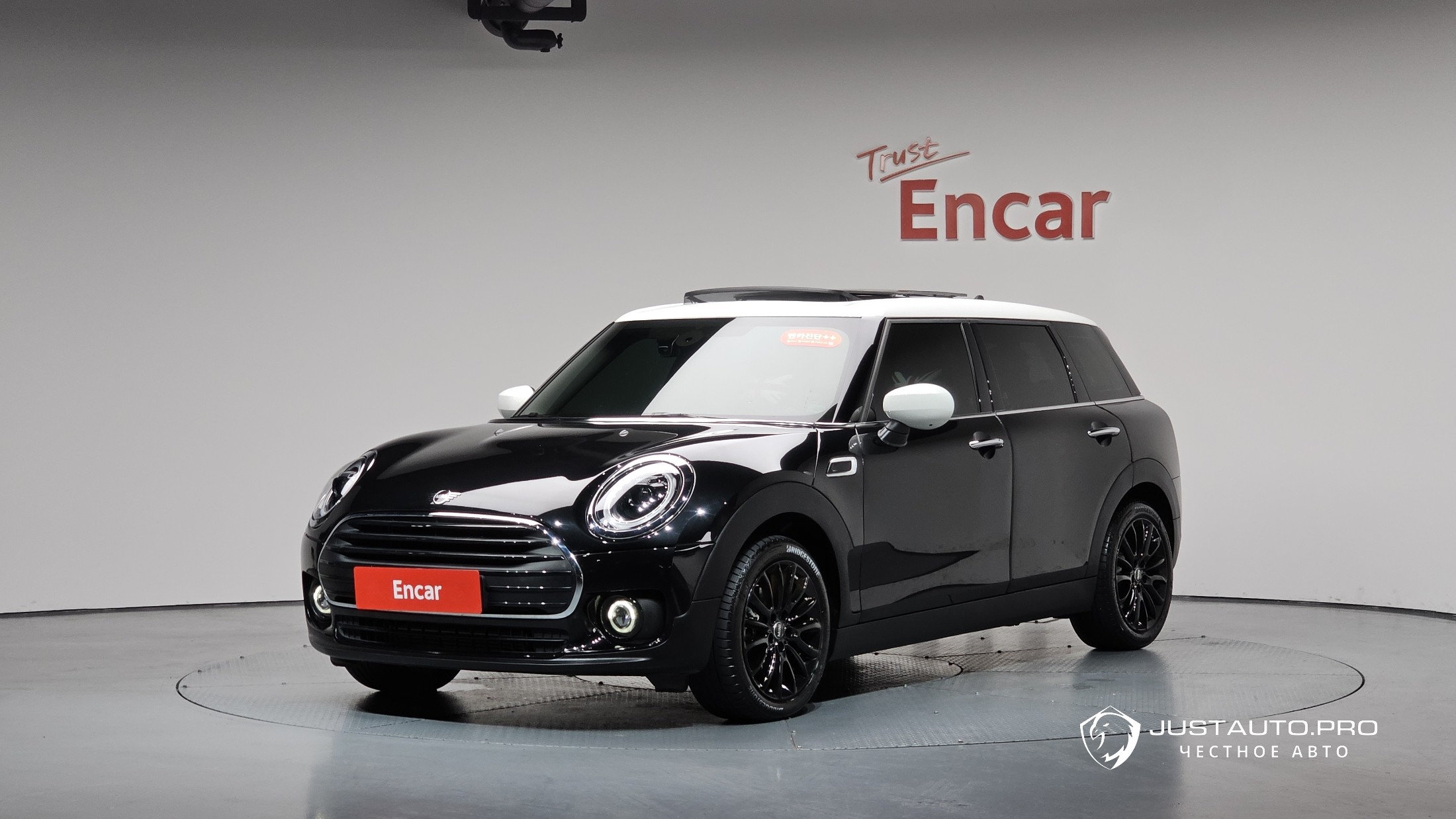 Автомобиль Mini Clubman