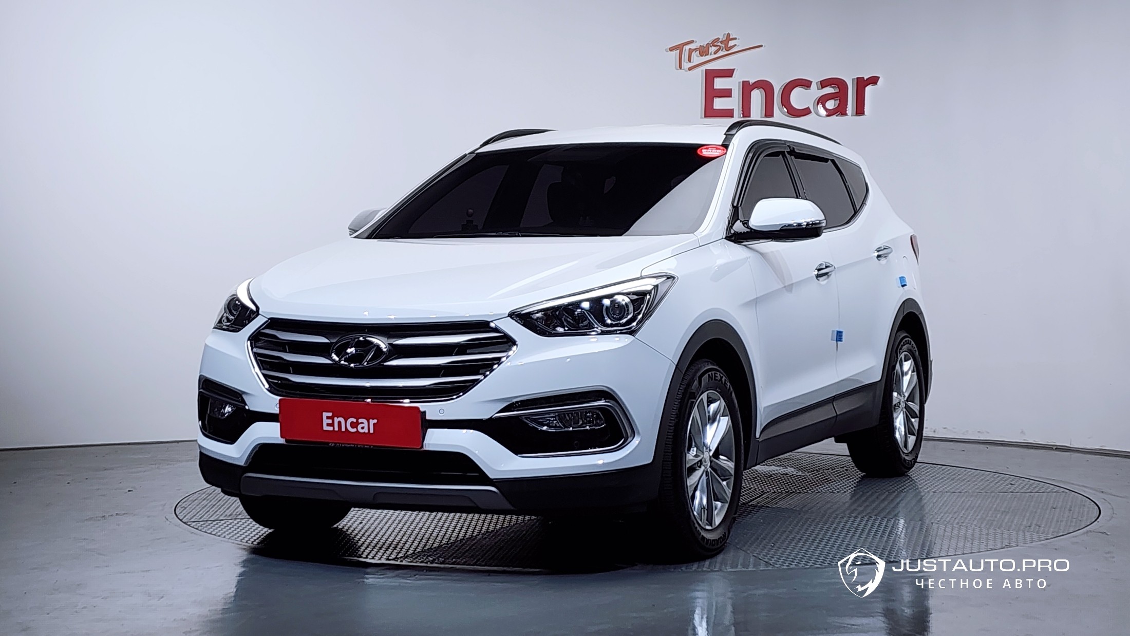 Автомобиль Hyundai Santafe
