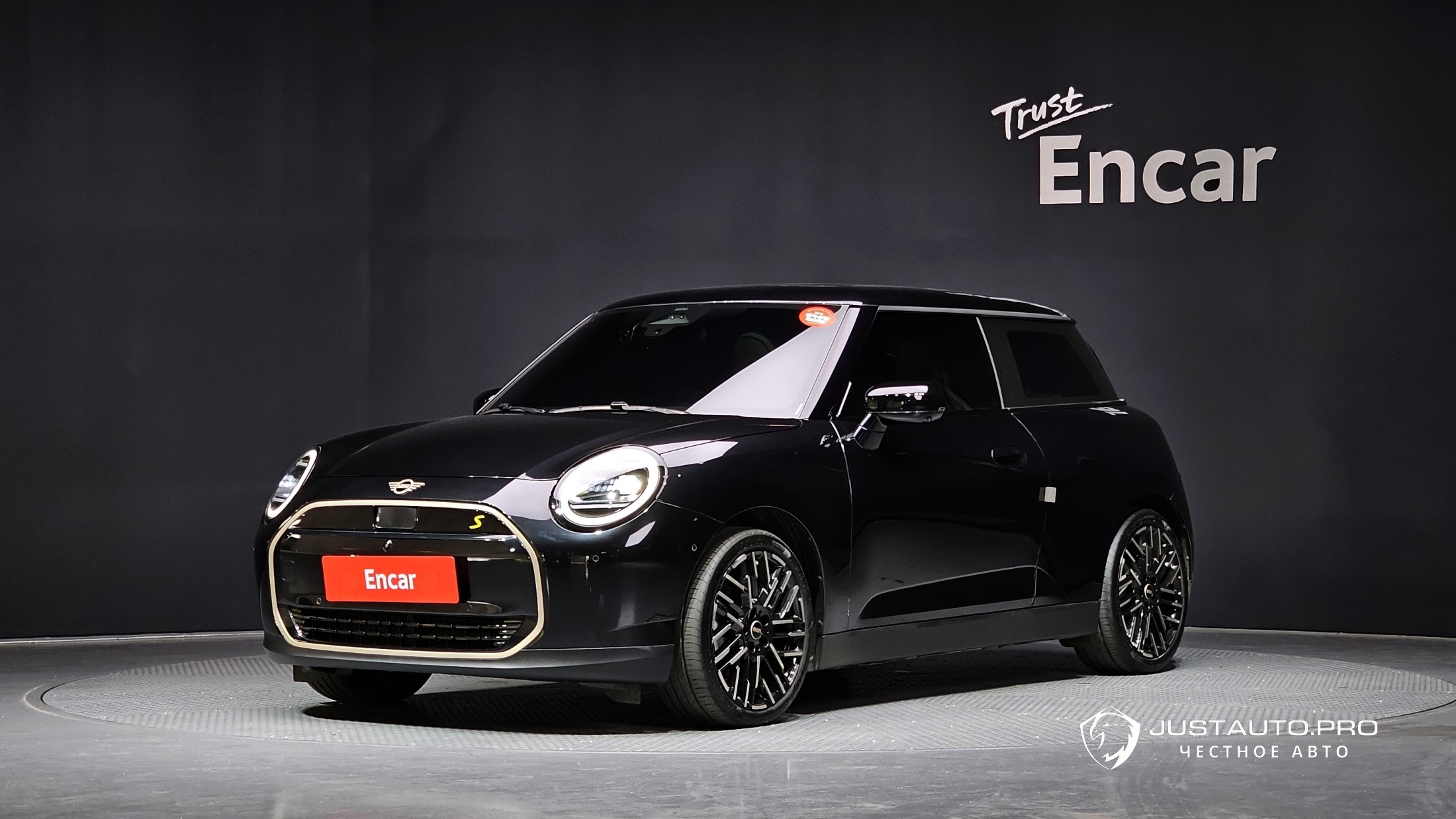 Автомобиль Mini Cooper