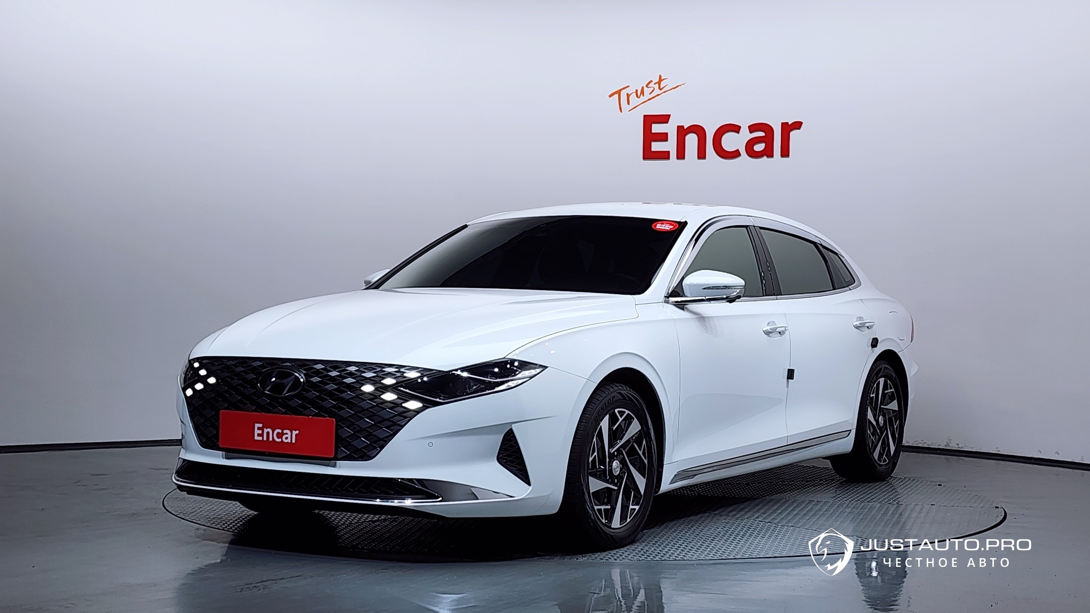 Автомобиль Hyundai Grandeur