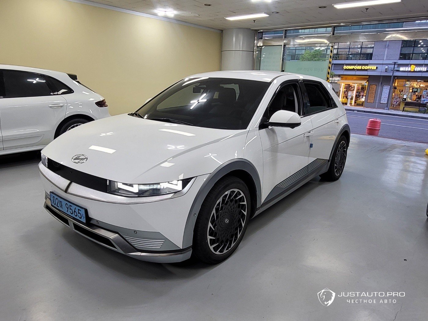 Автомобиль Hyundai Ioniq5