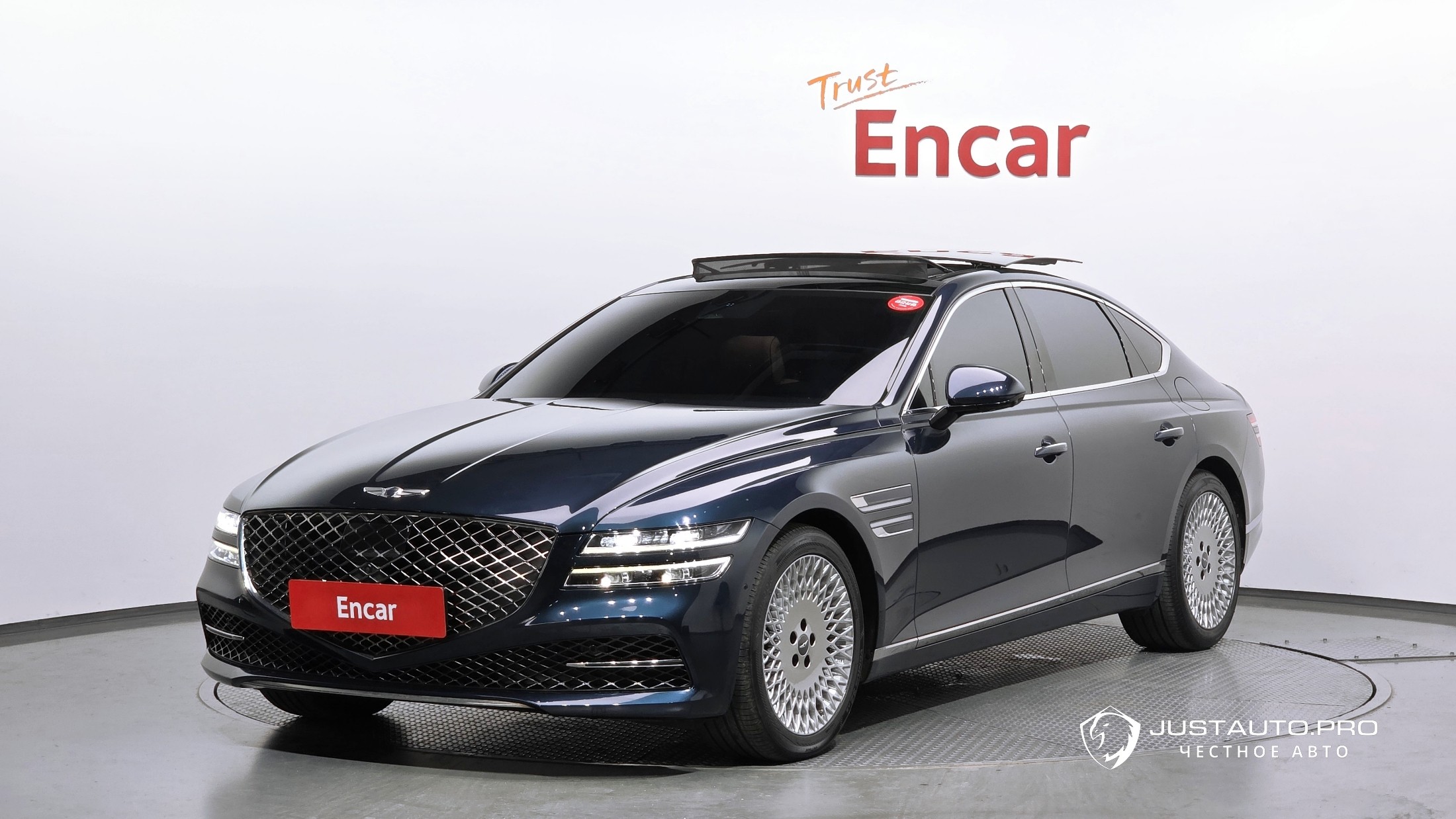 Автомобиль Genesis G80
