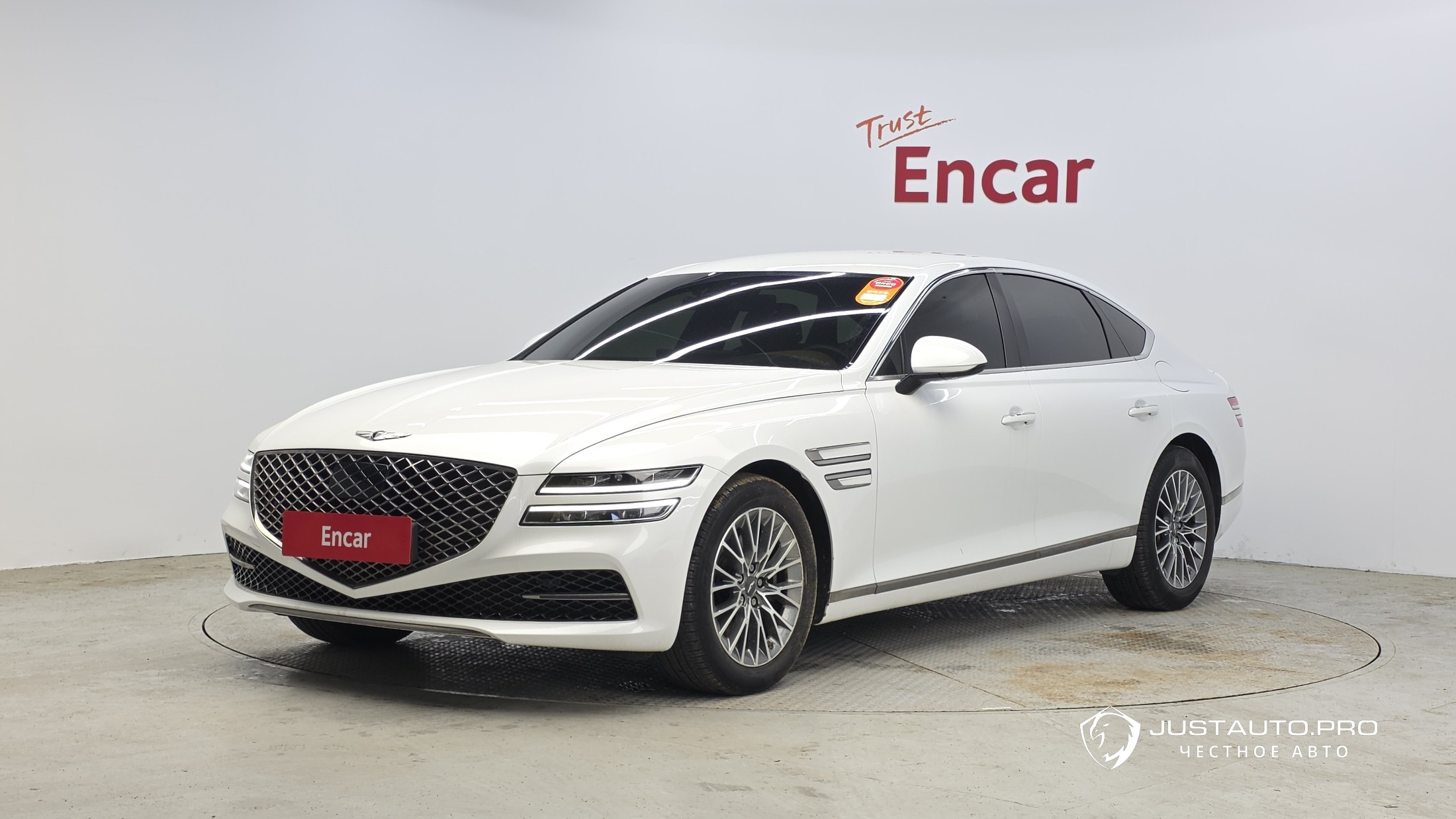 Автомобиль Genesis G80