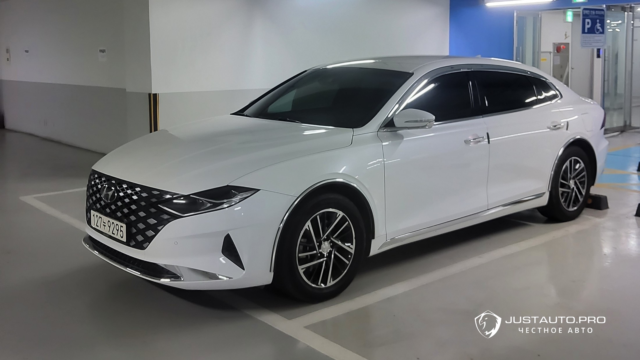 Автомобиль Hyundai Grandeur