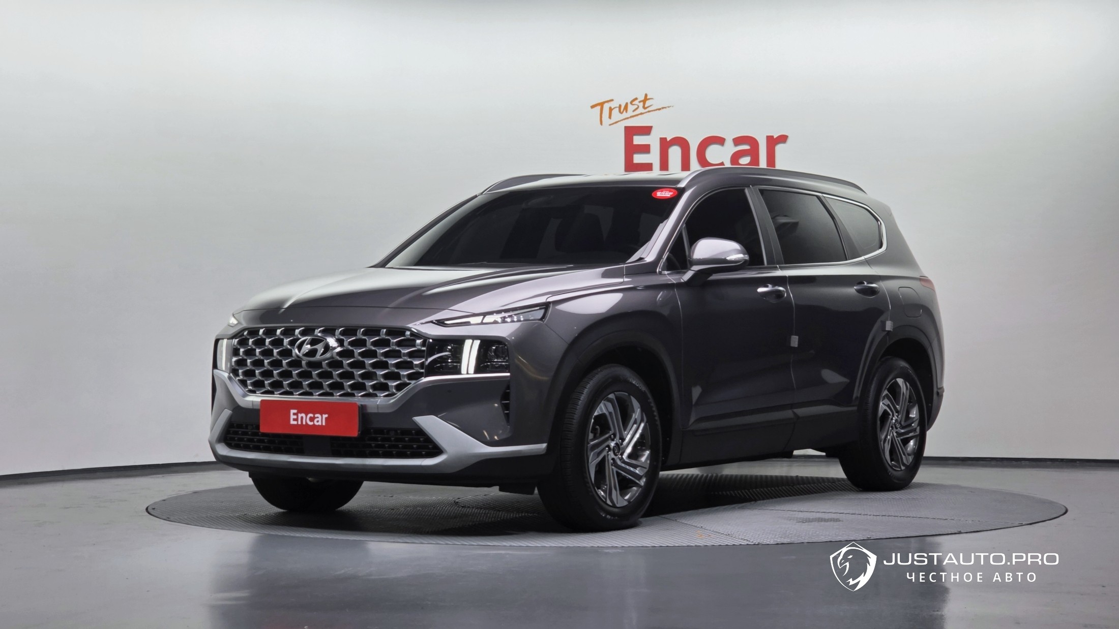 Автомобиль Hyundai Santafe