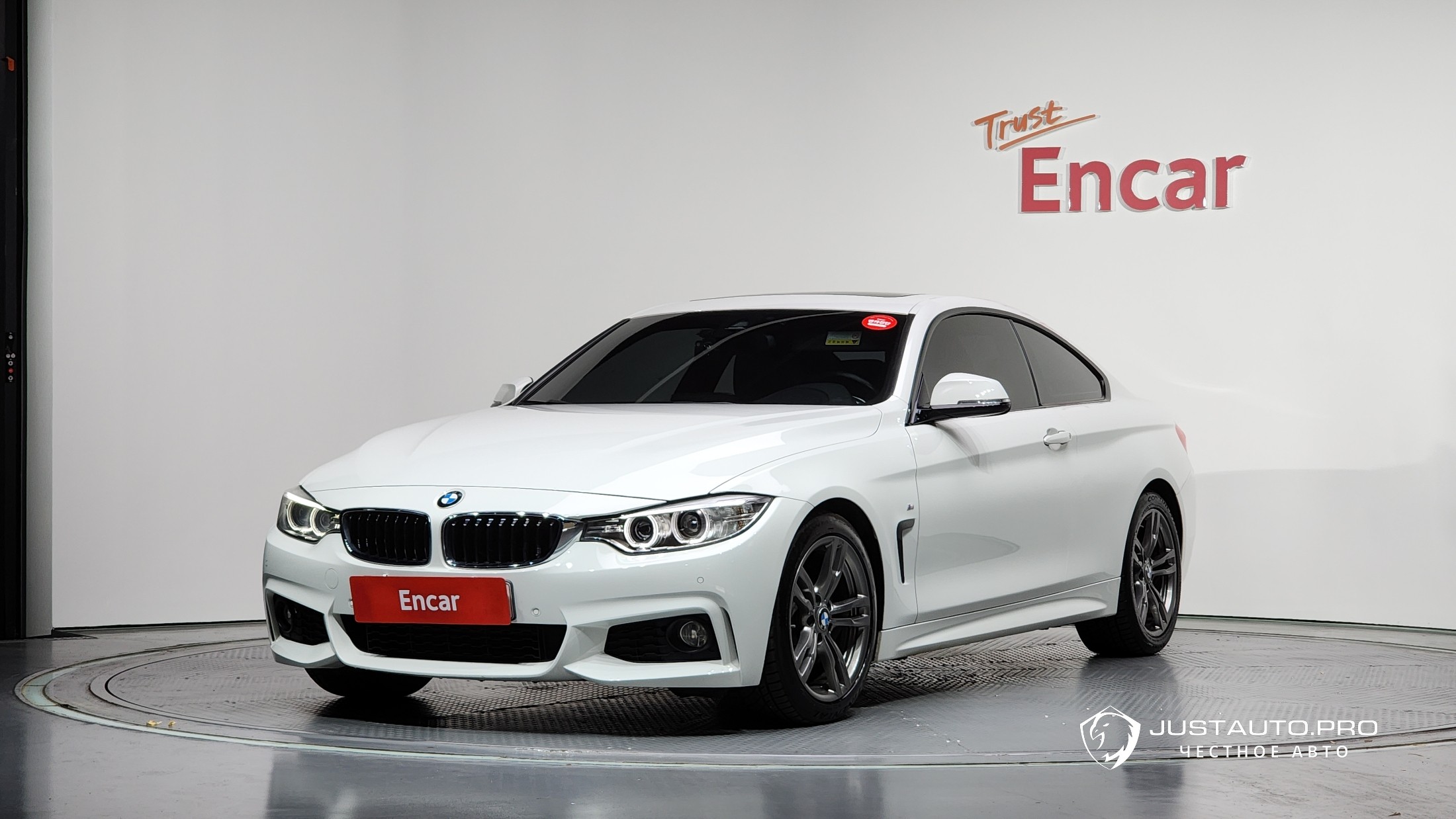 Автомобиль BMW 4-Series