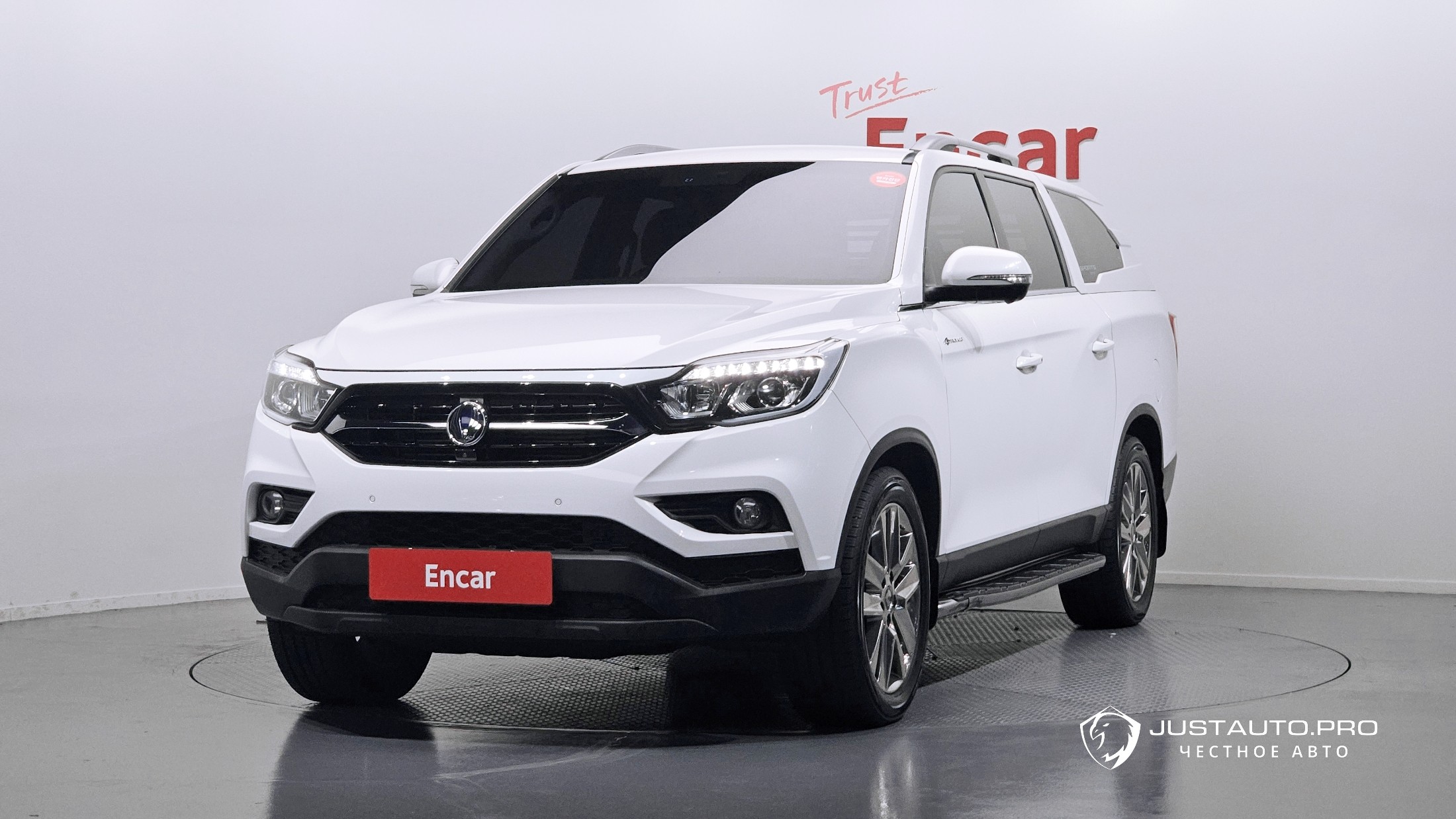 Автомобиль KG_Mobility_Ssangyong Rexton