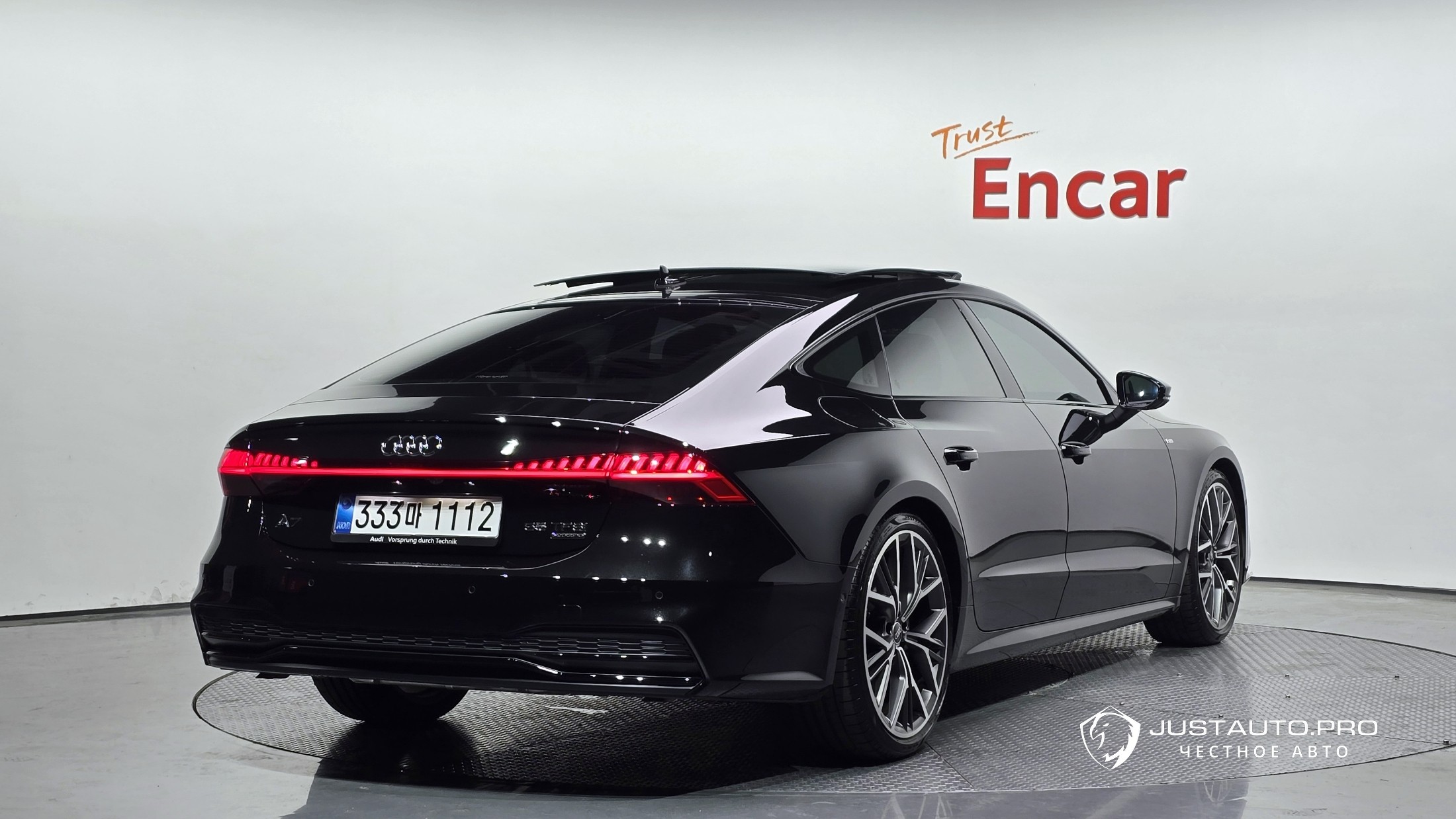 Автомобиль Audi A7