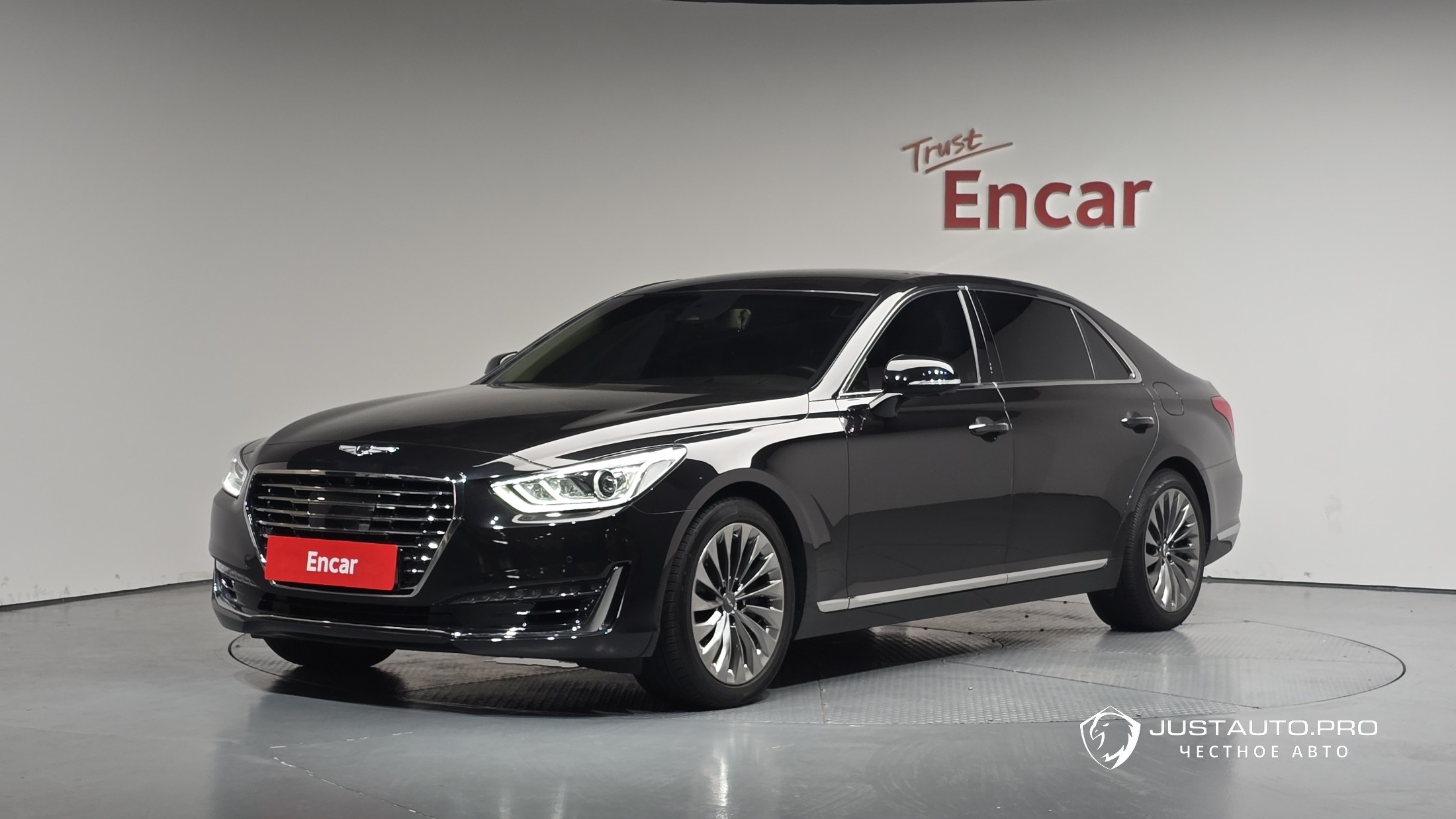 Автомобиль Genesis EQ900