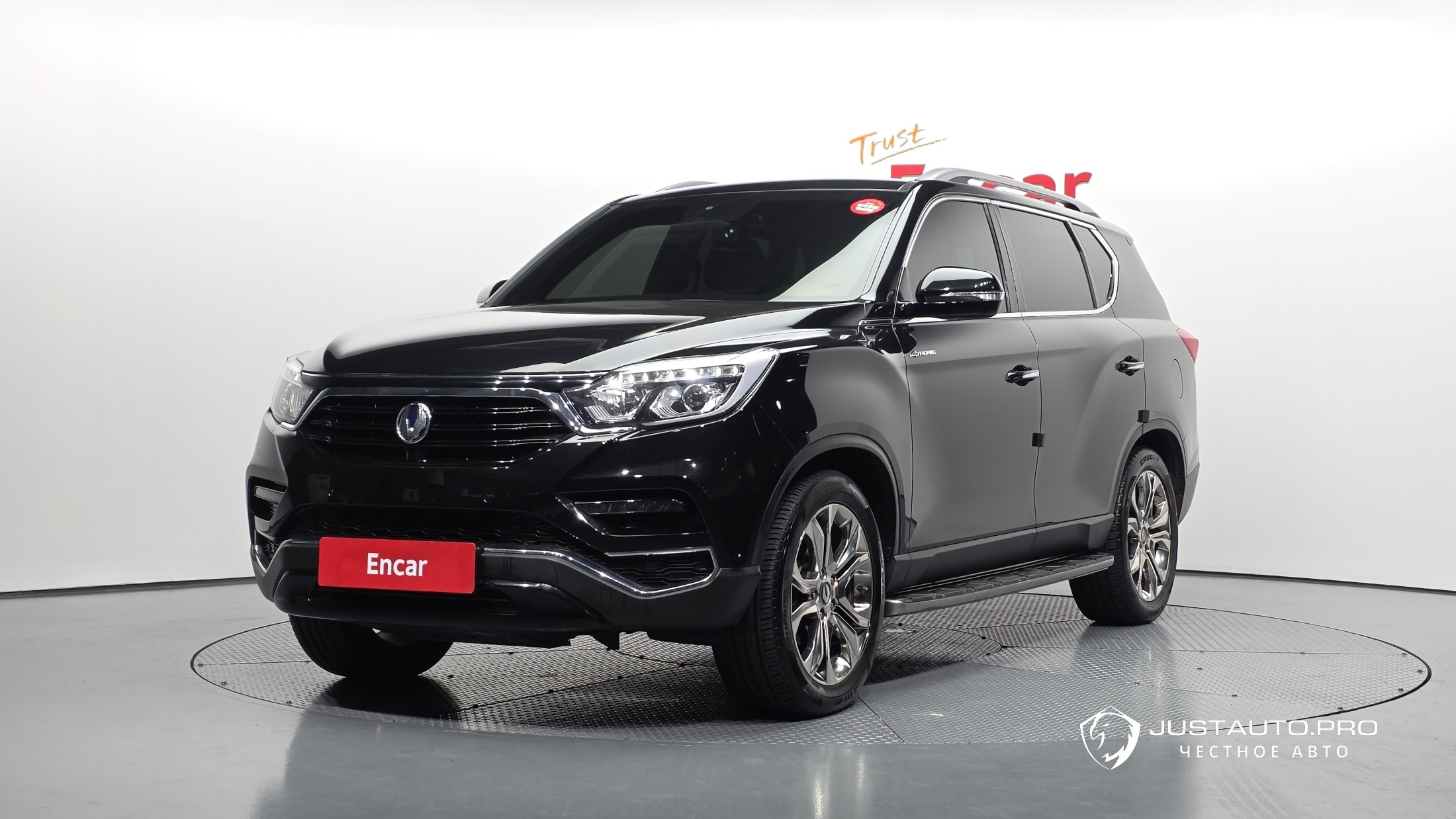 Автомобиль KG_Mobility_Ssangyong Rexton