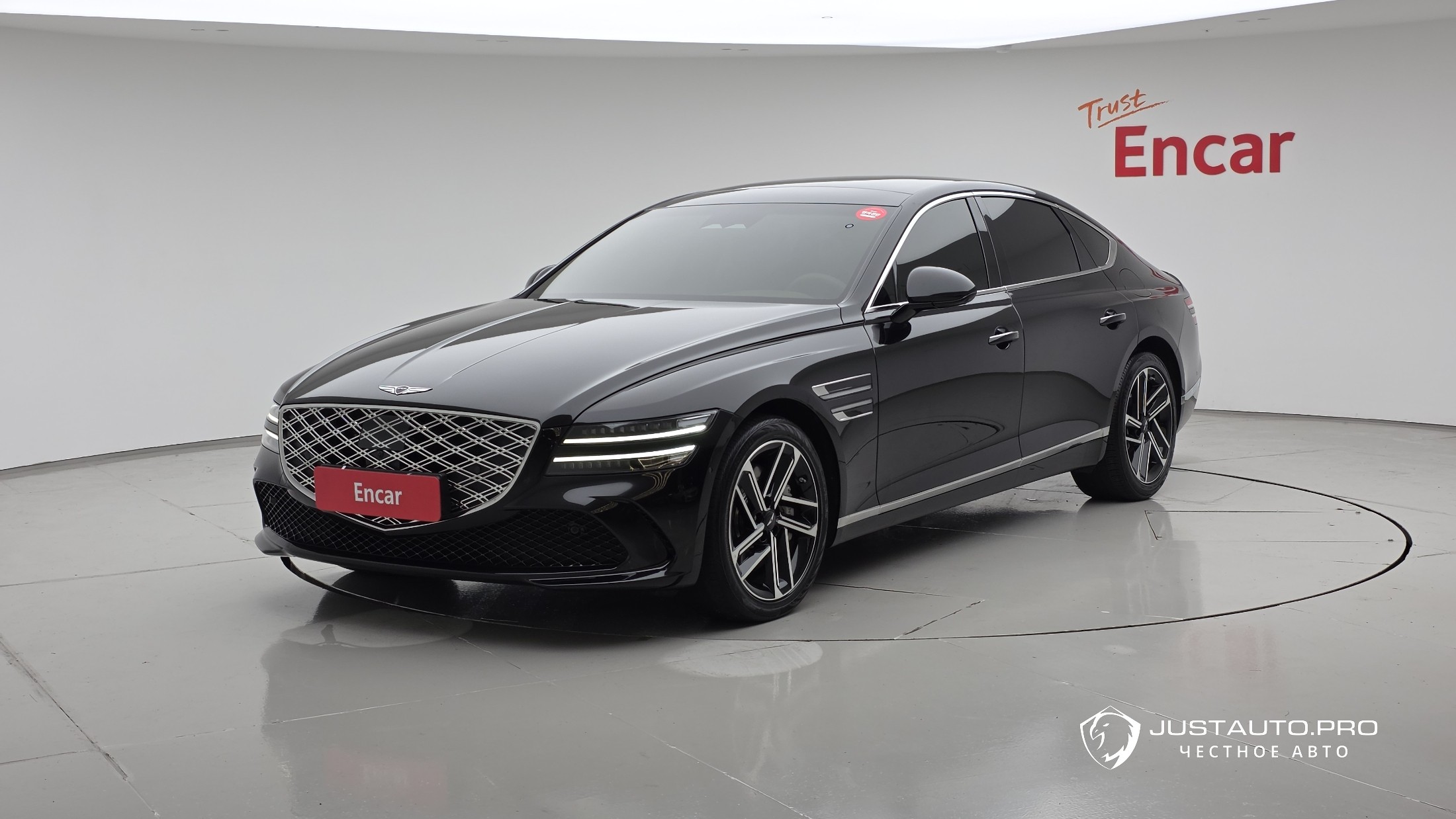Автомобиль Genesis G80