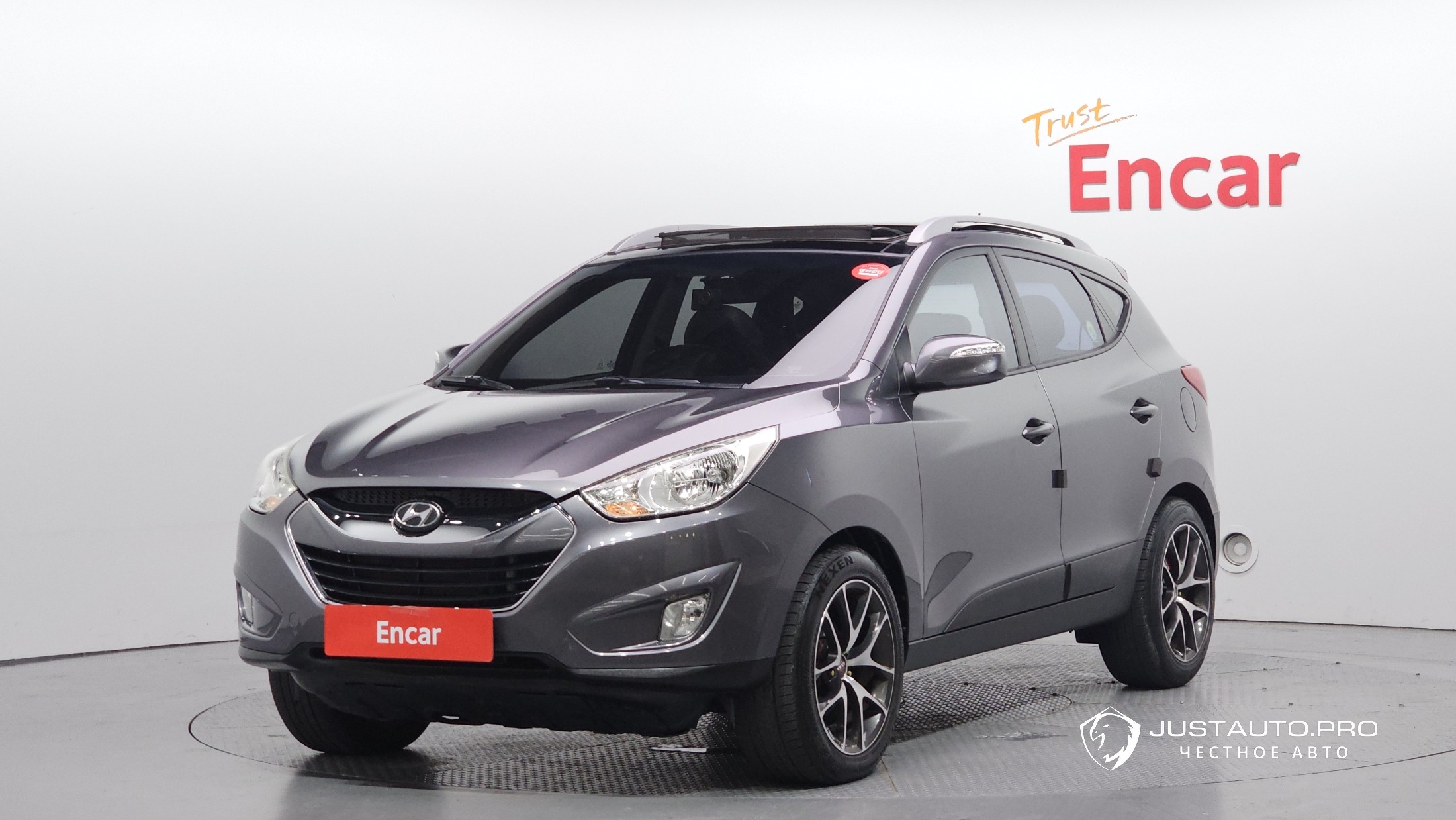 Автомобиль Hyundai Tucson