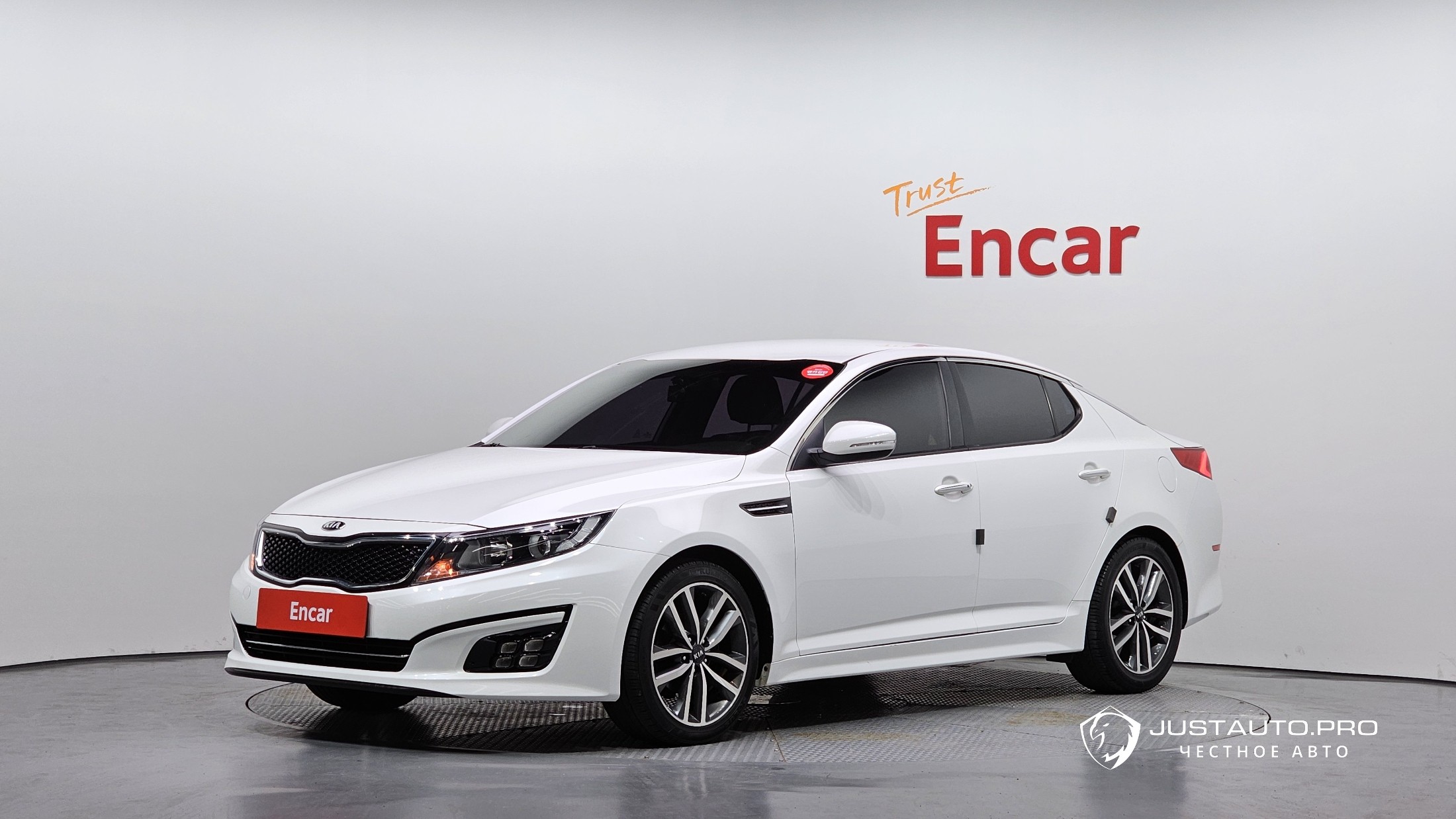 Автомобиль Kia K5