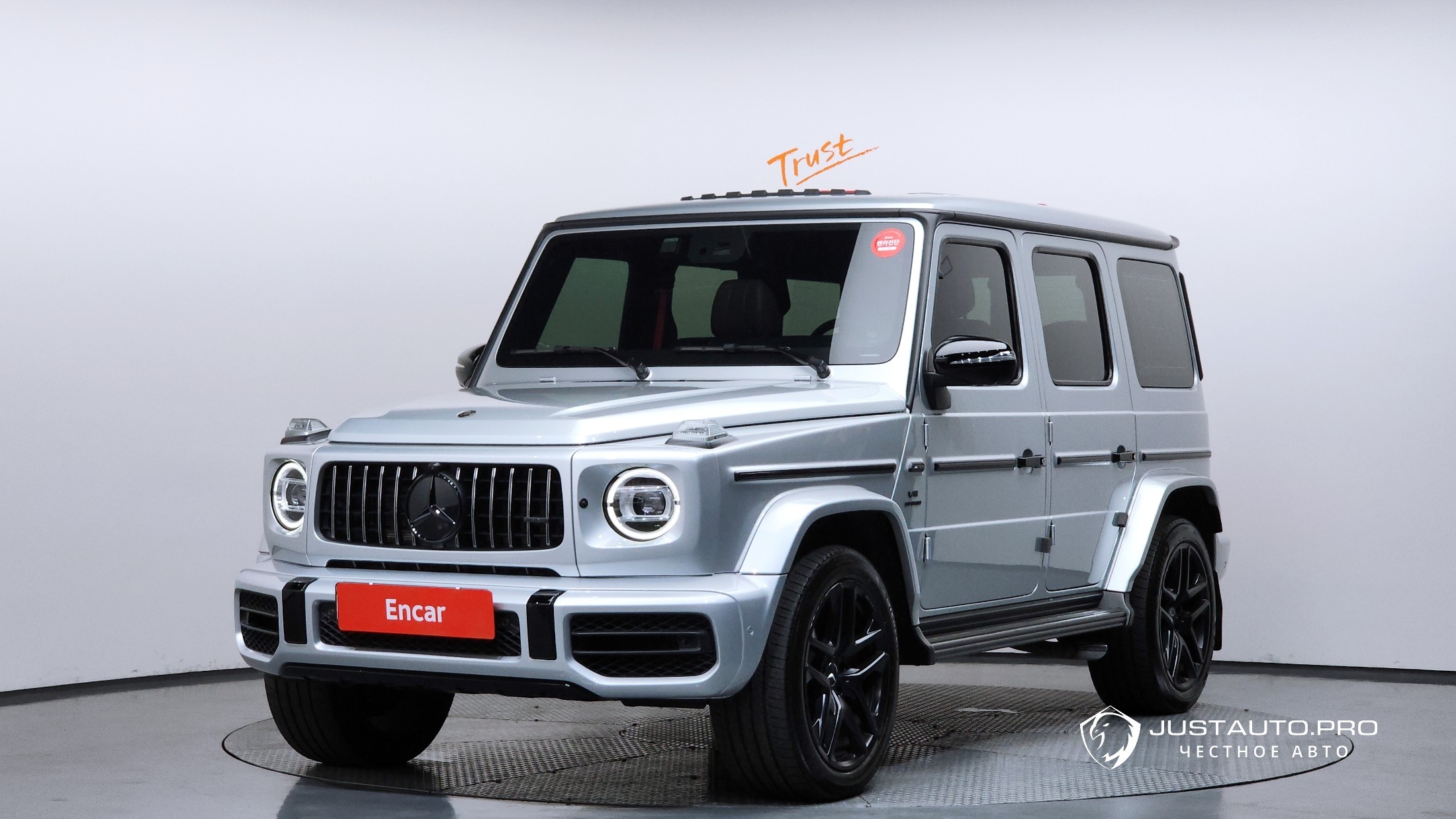 Автомобиль Mercedes-Benz G-Class