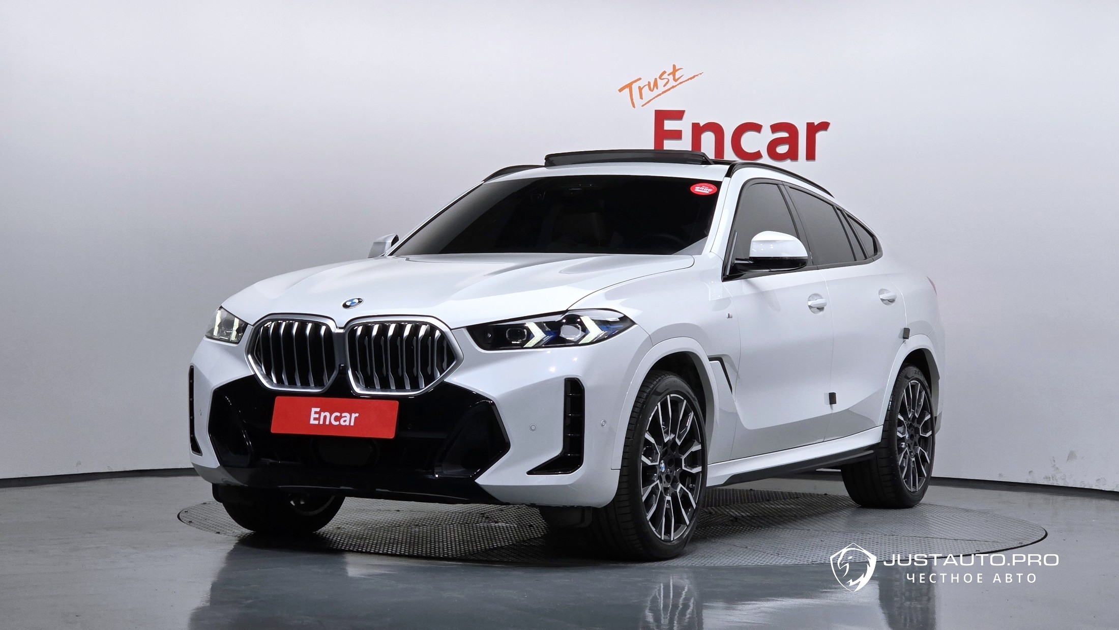Автомобиль BMW X6