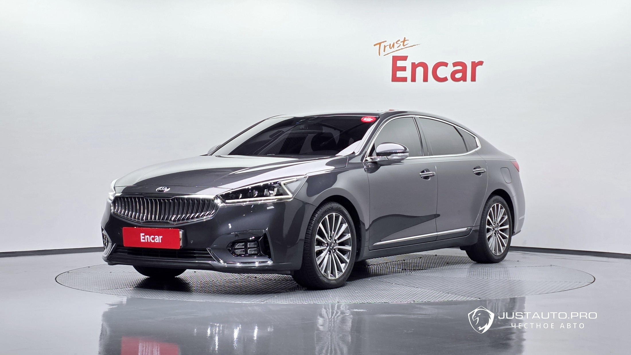Автомобиль Kia K7