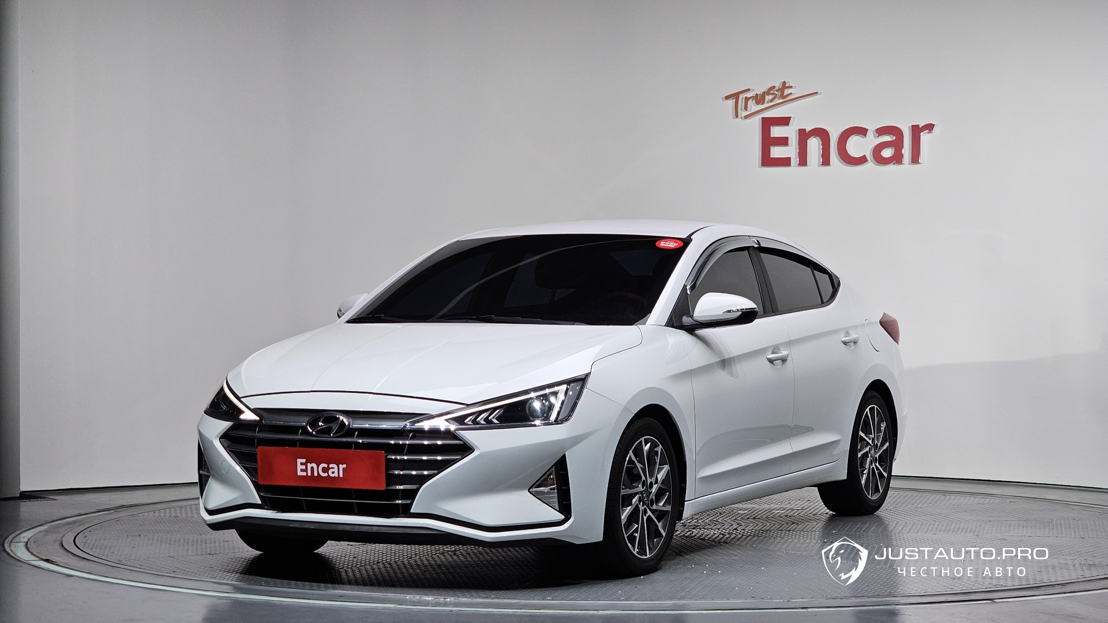Автомобиль Hyundai AVANTE