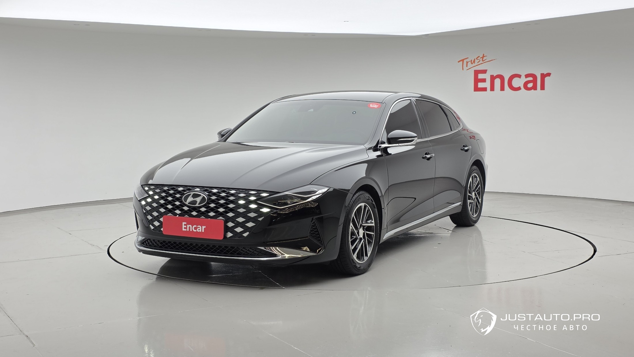 Автомобиль Hyundai Grandeur