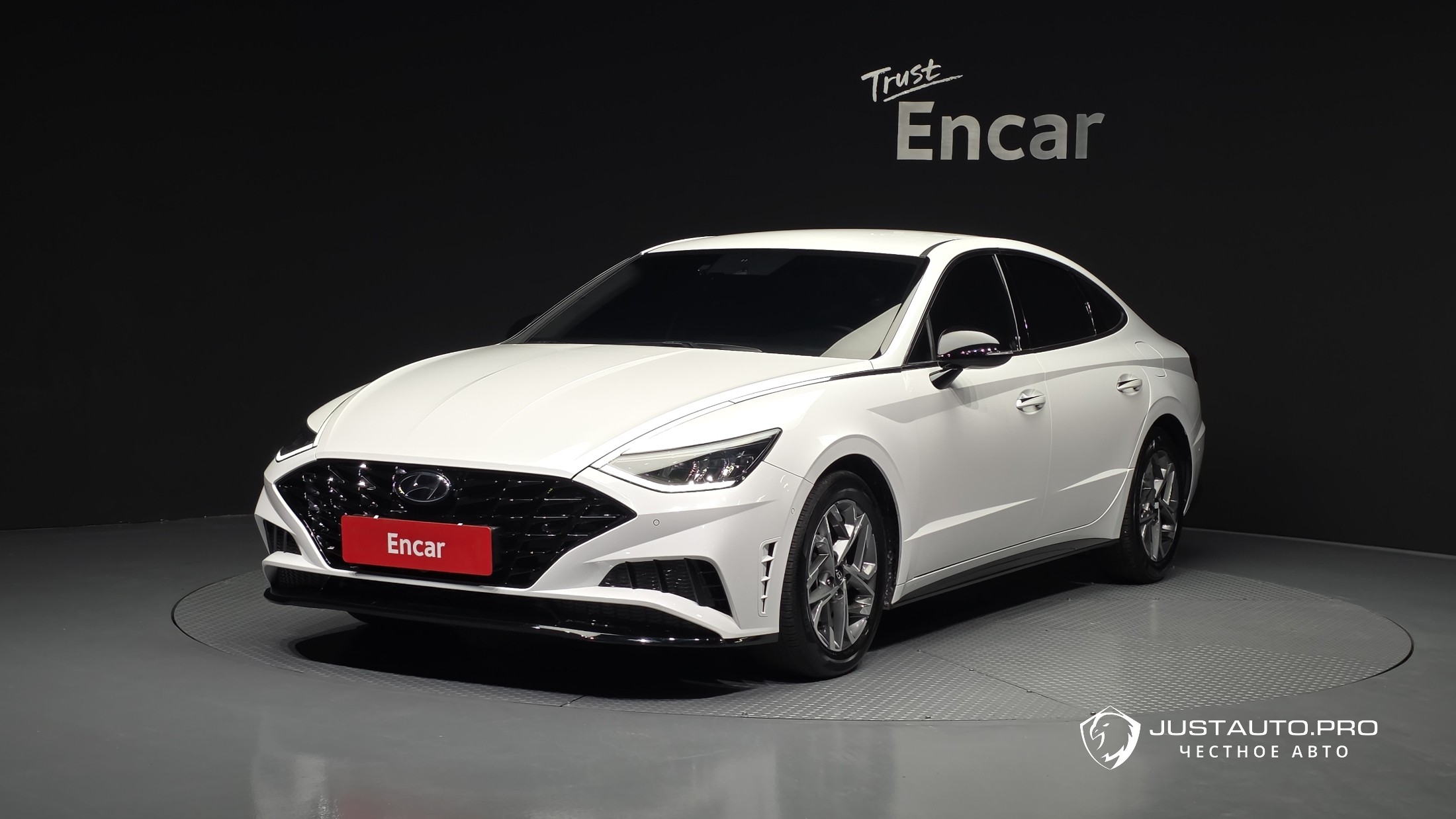 Автомобиль Hyundai Sonata