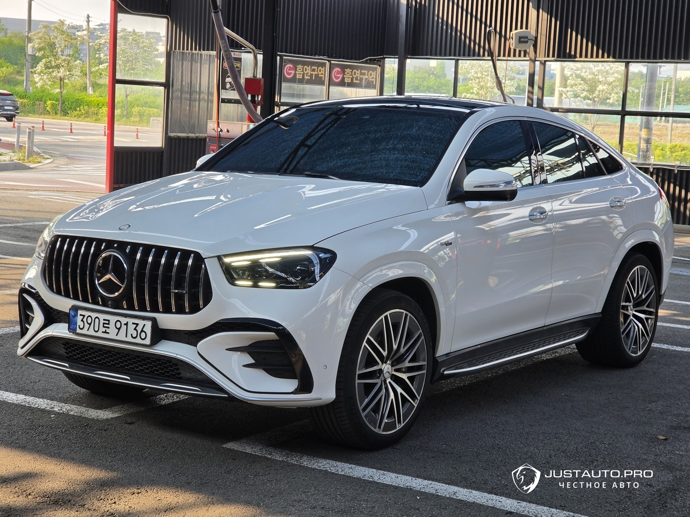 Автомобиль Mercedes-Benz GLE-Class