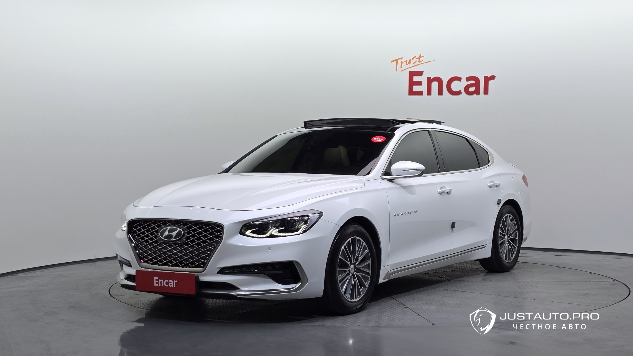 Автомобиль Hyundai Grandeur