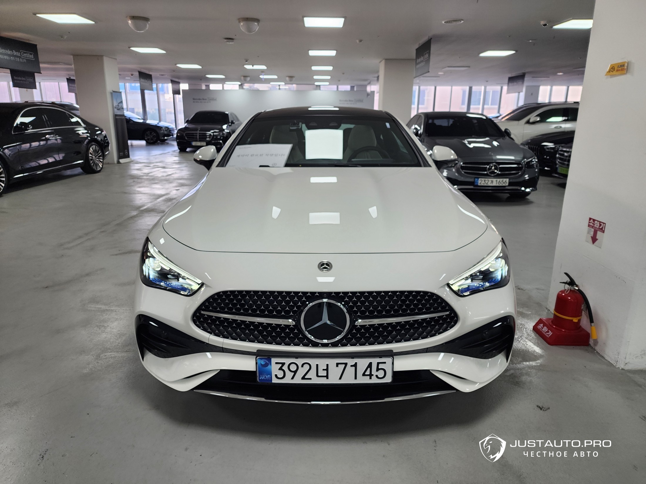 Автомобиль Mercedes-Benz CLE-Class