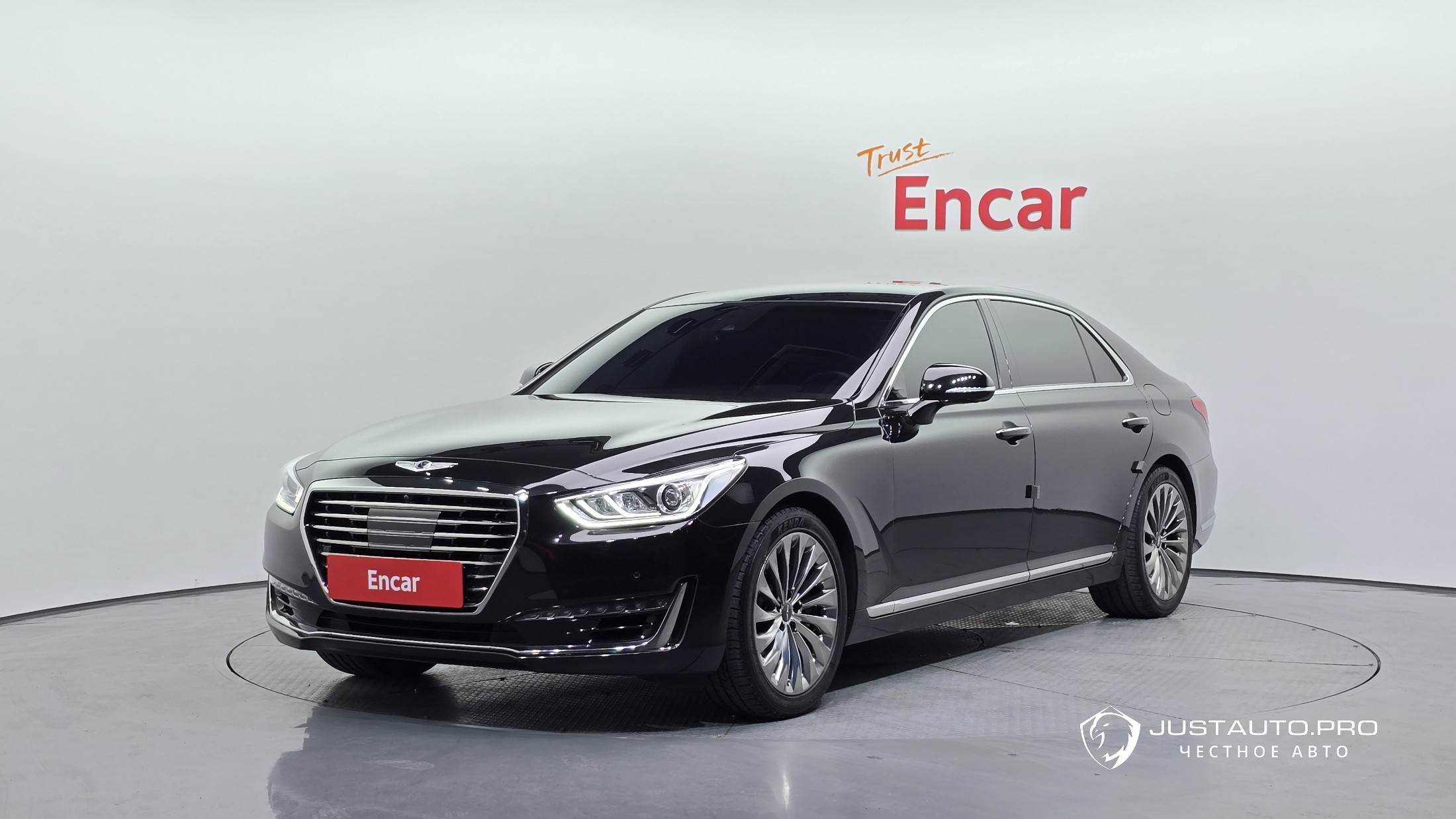 Автомобиль Genesis EQ900