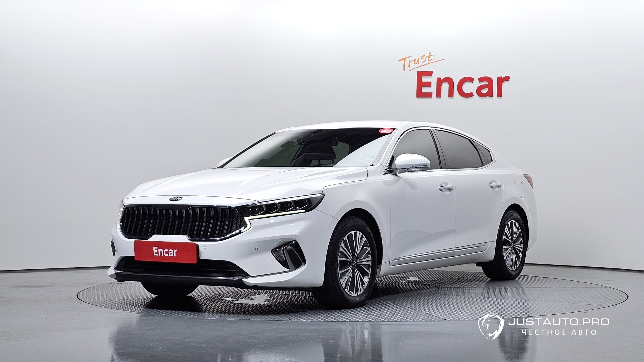 Автомобиль Kia K7