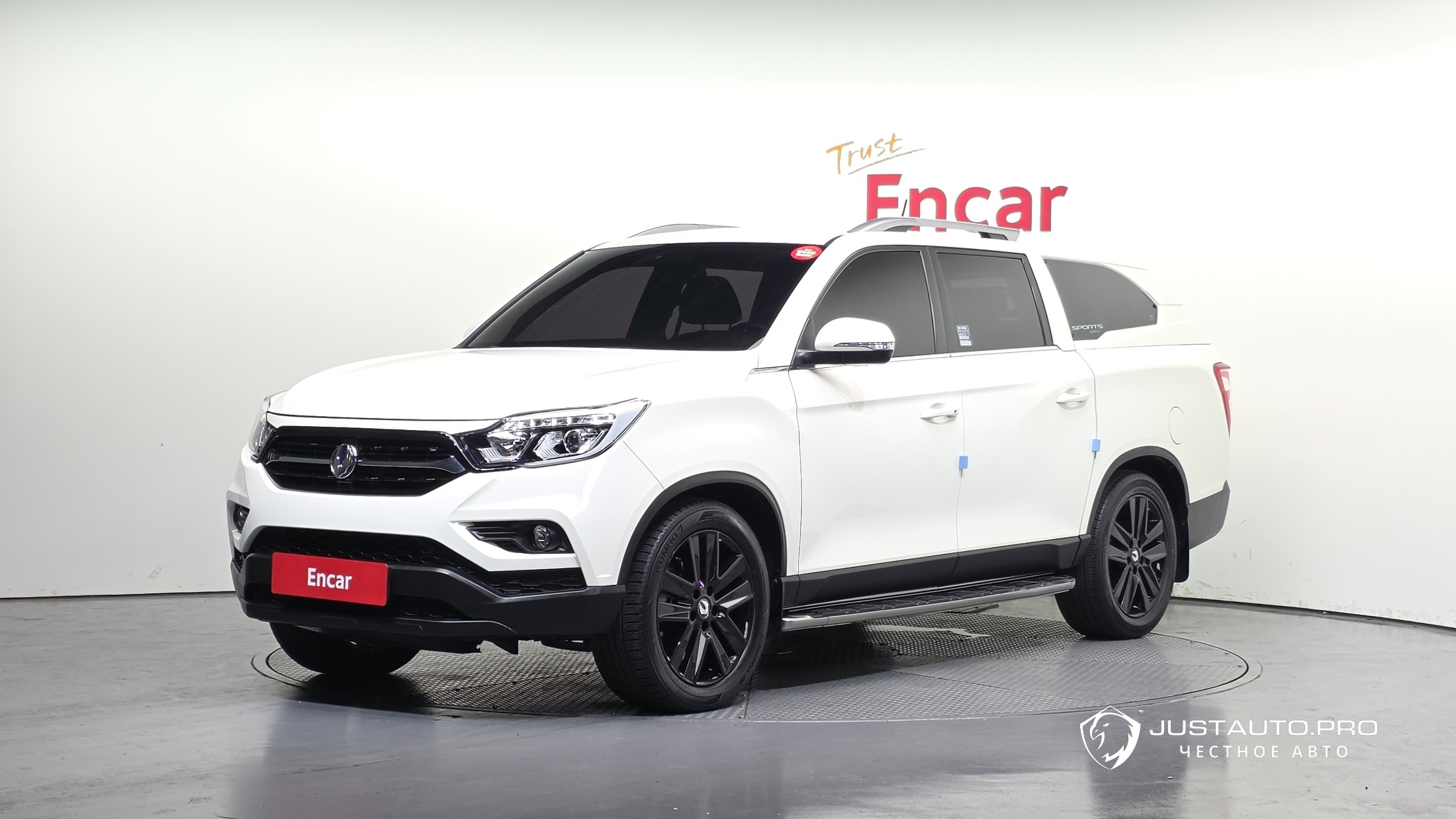 Автомобиль KG_Mobility_Ssangyong Rexton