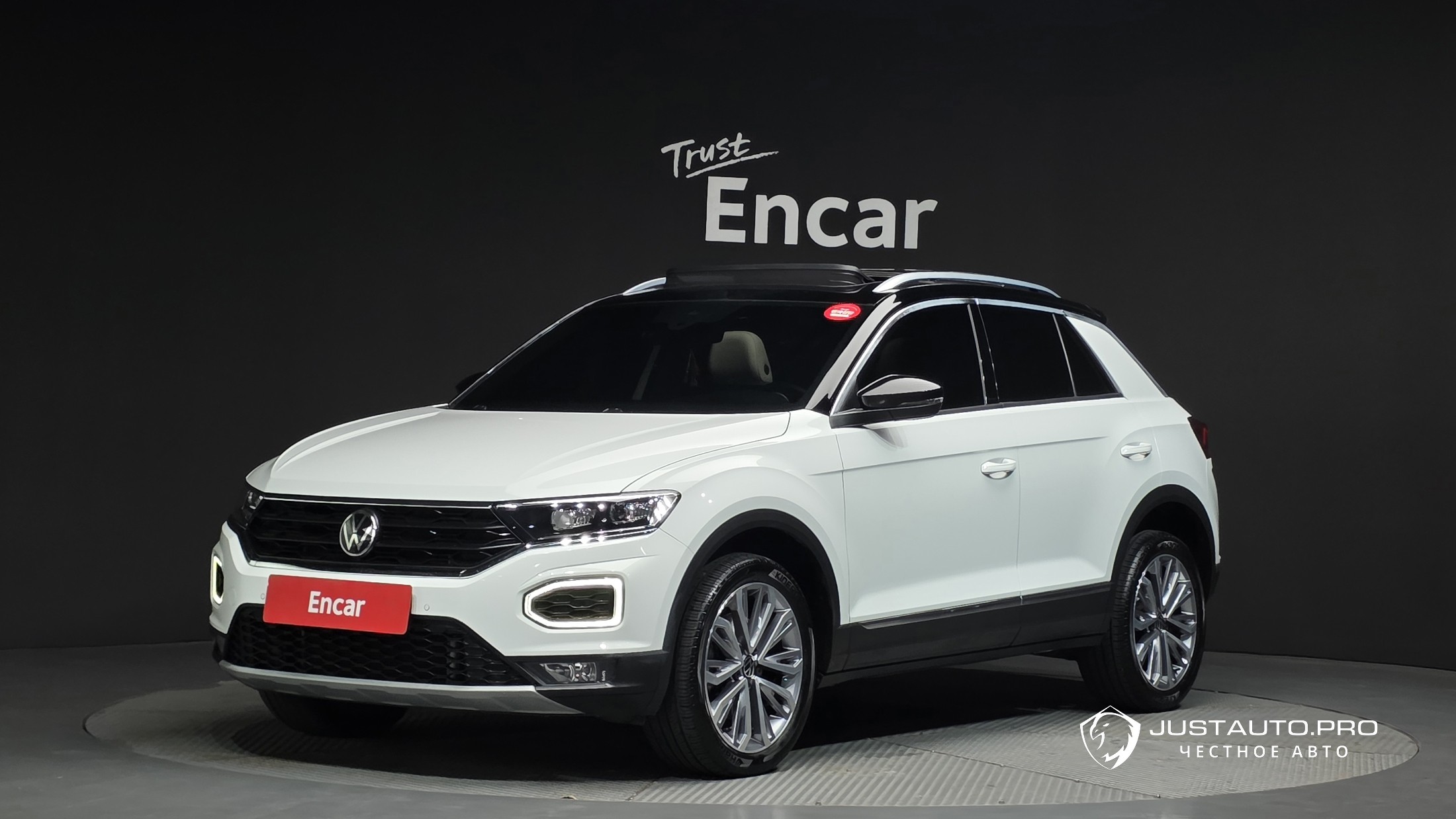 Автомобиль Volkswagen T-Roc