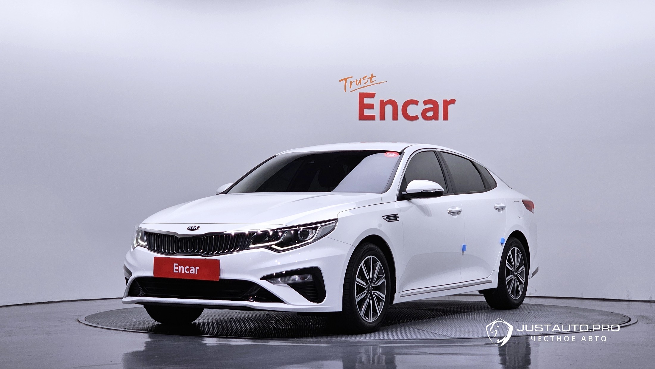 Автомобиль Kia K5