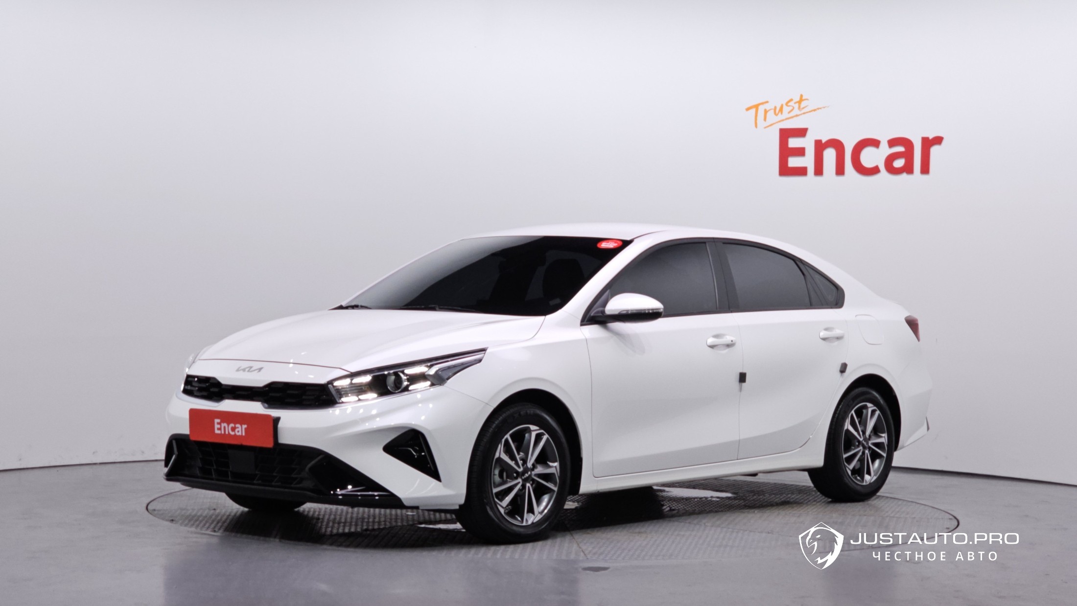 Автомобиль Kia K3