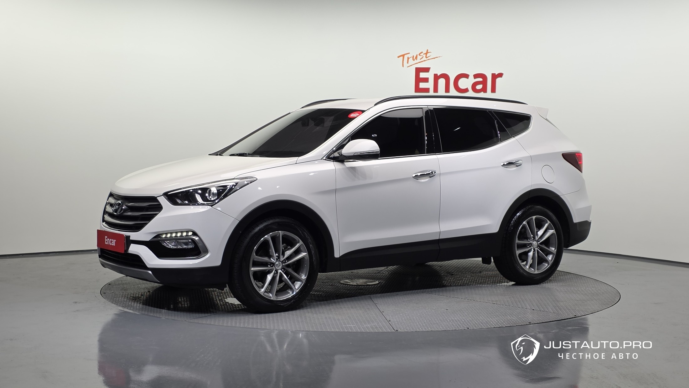 Автомобиль Hyundai Santafe