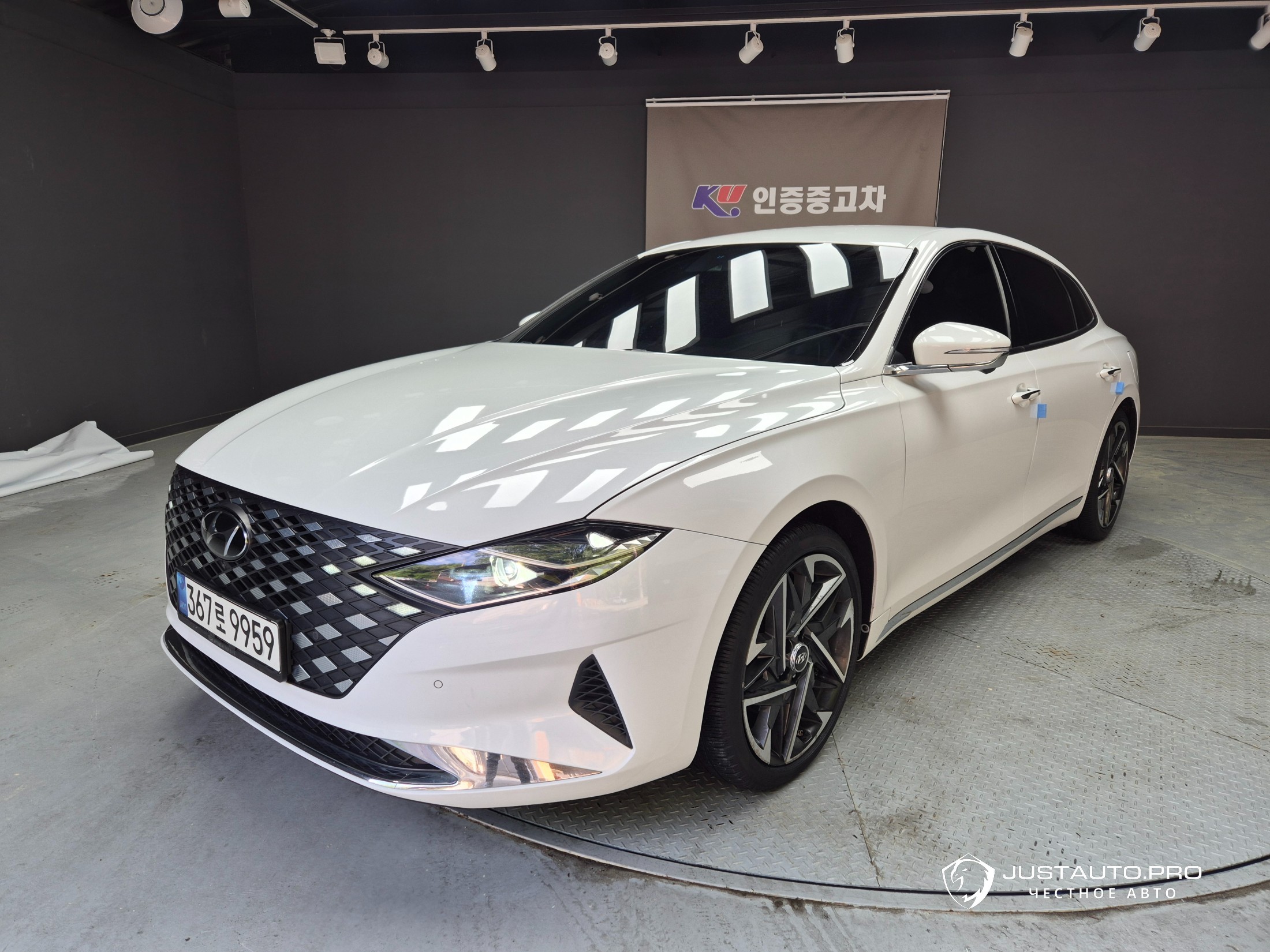 Автомобиль Hyundai Grandeur