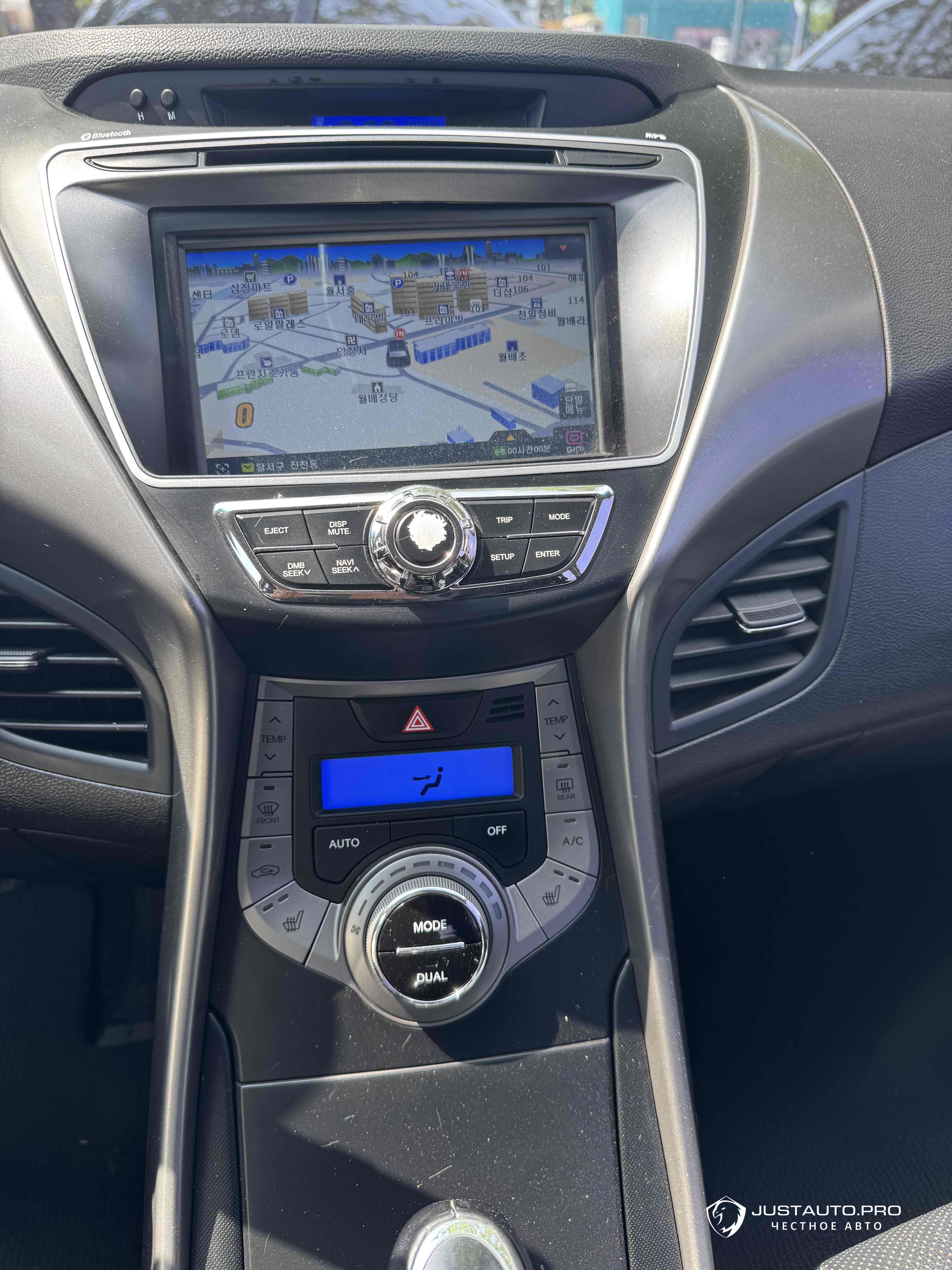 Автомобиль Hyundai AVANTE