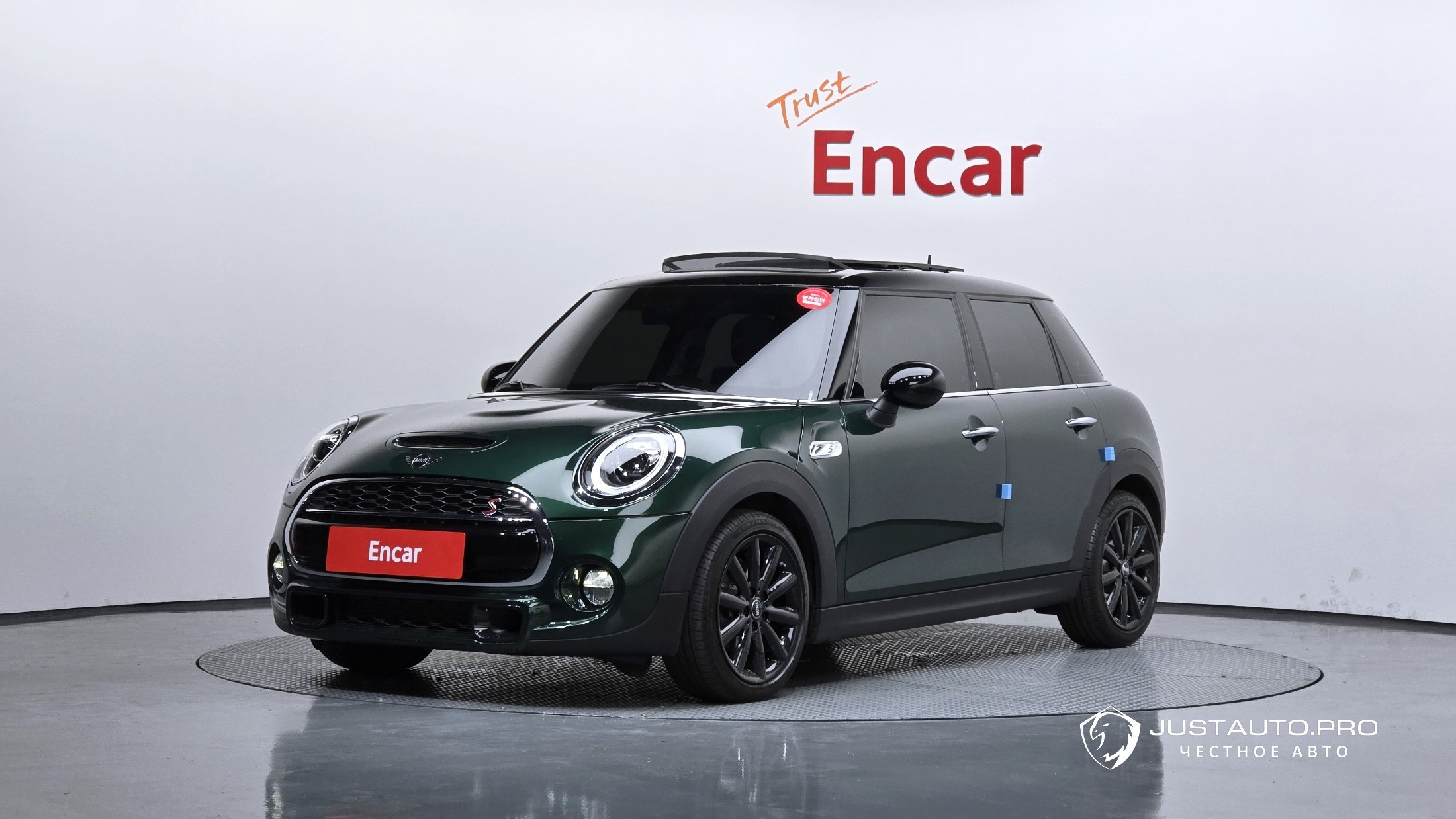 Автомобиль Mini Cooper