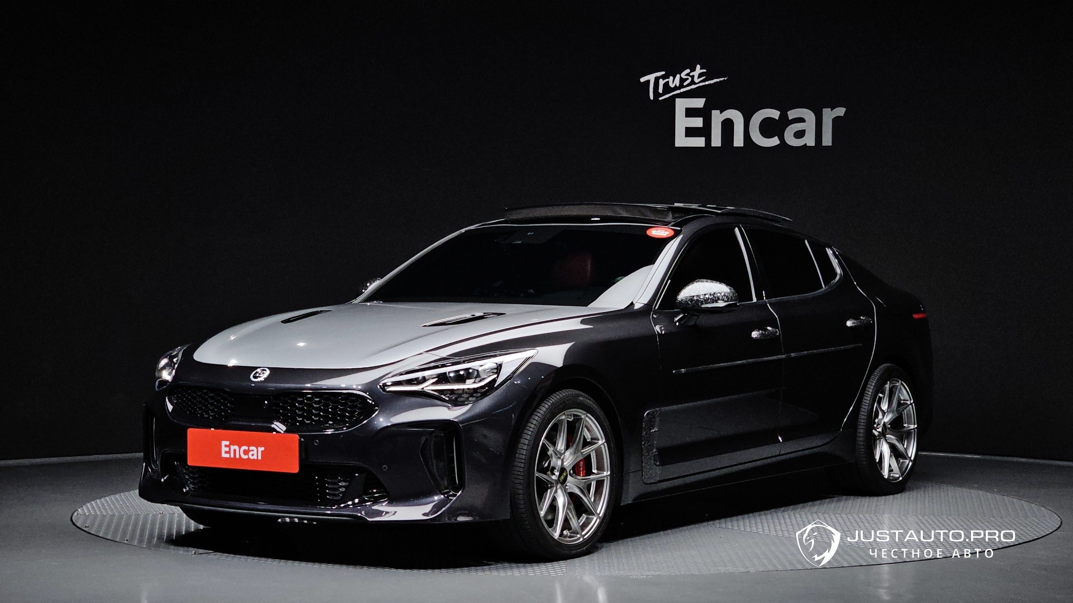 Автомобиль Kia Stinger