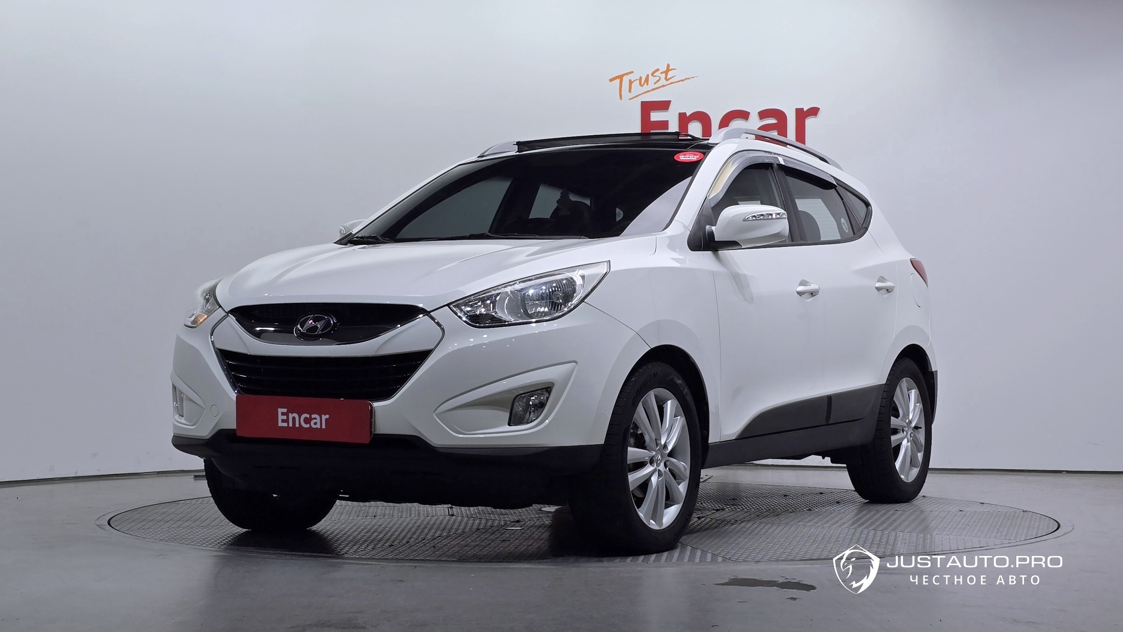 Автомобиль Hyundai Tucson