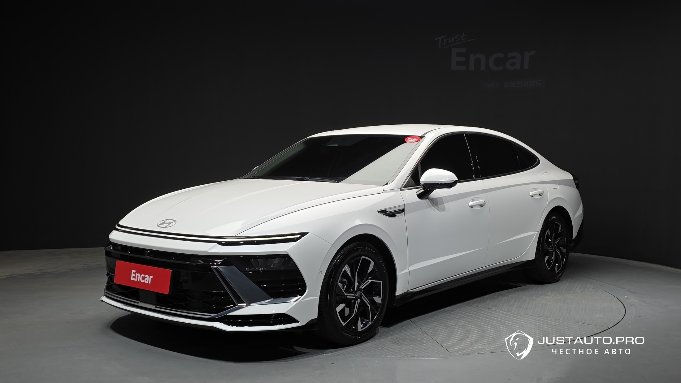 Автомобиль Hyundai Sonata