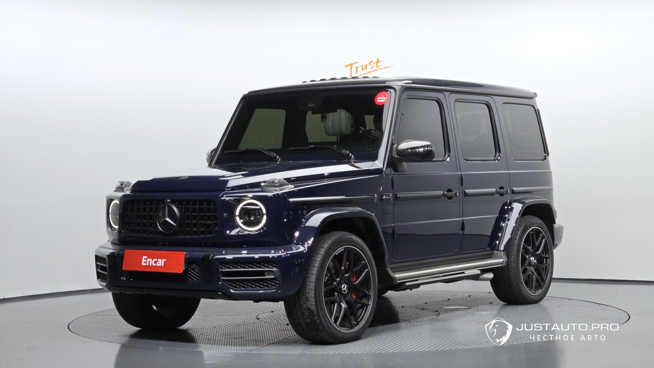 Автомобиль Mercedes-Benz G-Class