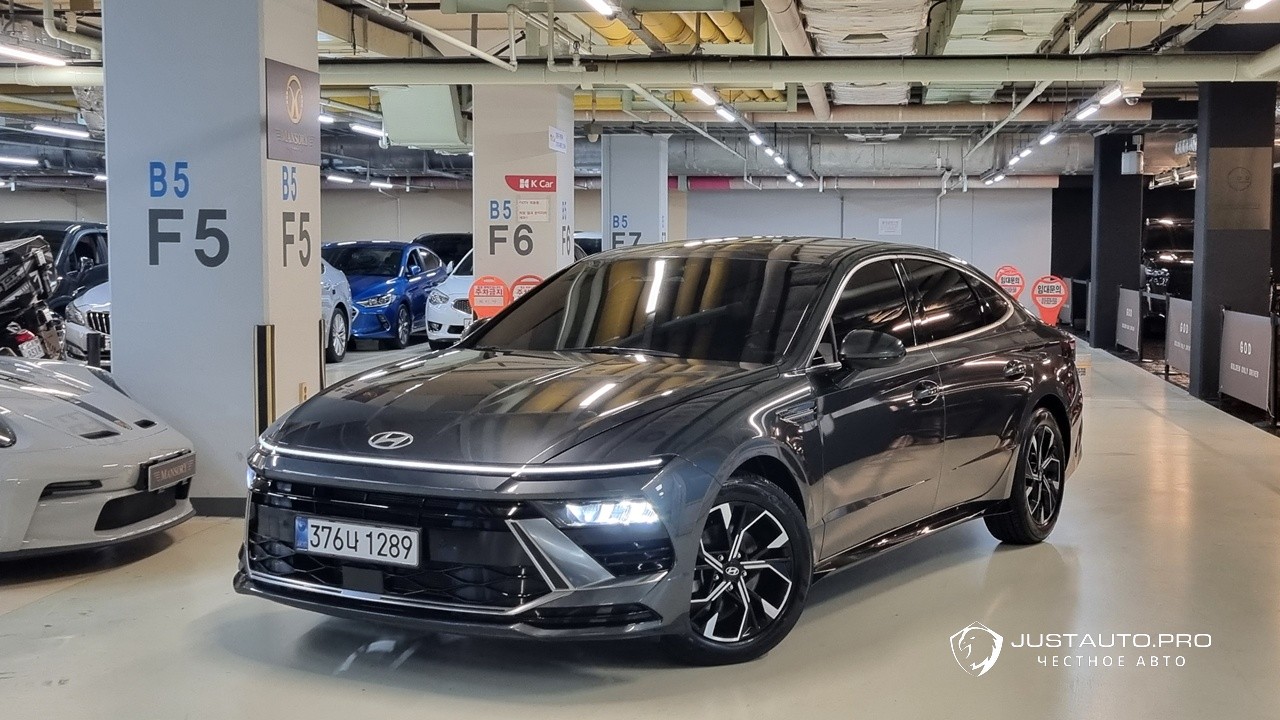 Автомобиль Hyundai Sonata