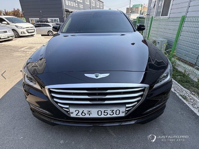 Автомобиль Hyundai Genesis