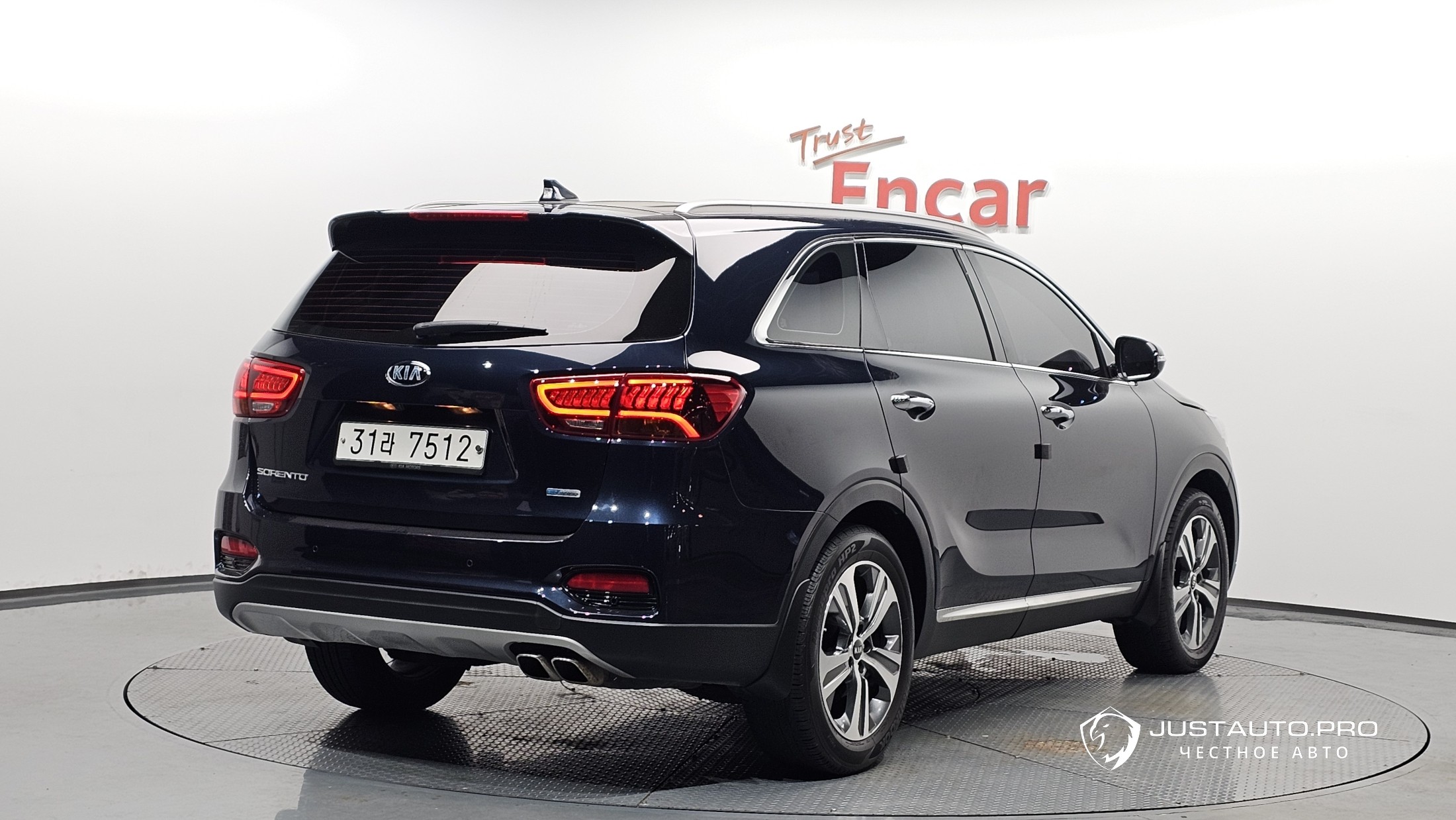 Автомобиль Kia Sorento