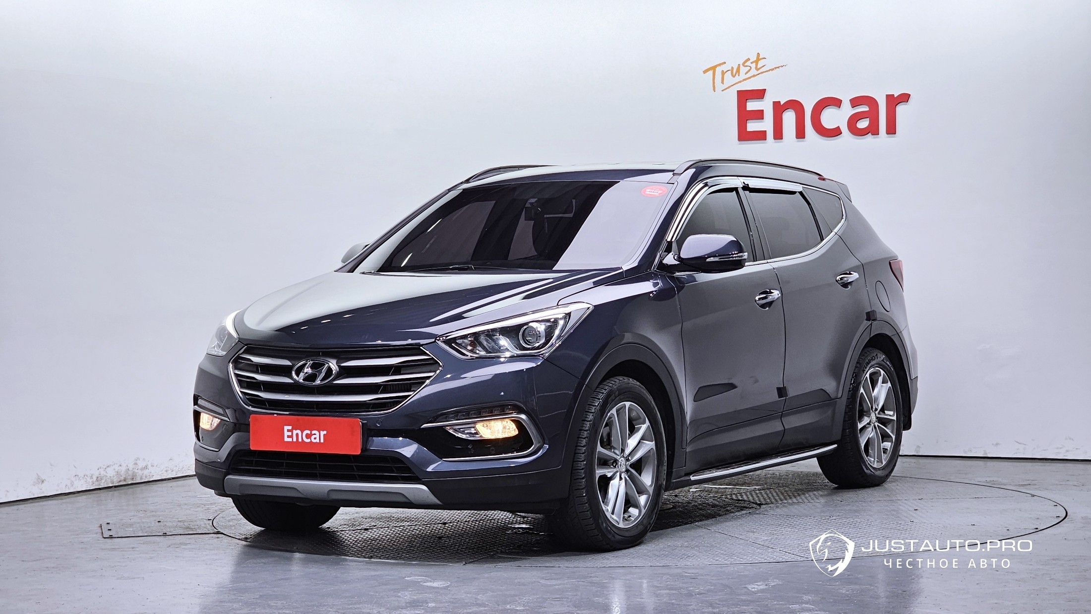 Автомобиль Hyundai Santafe