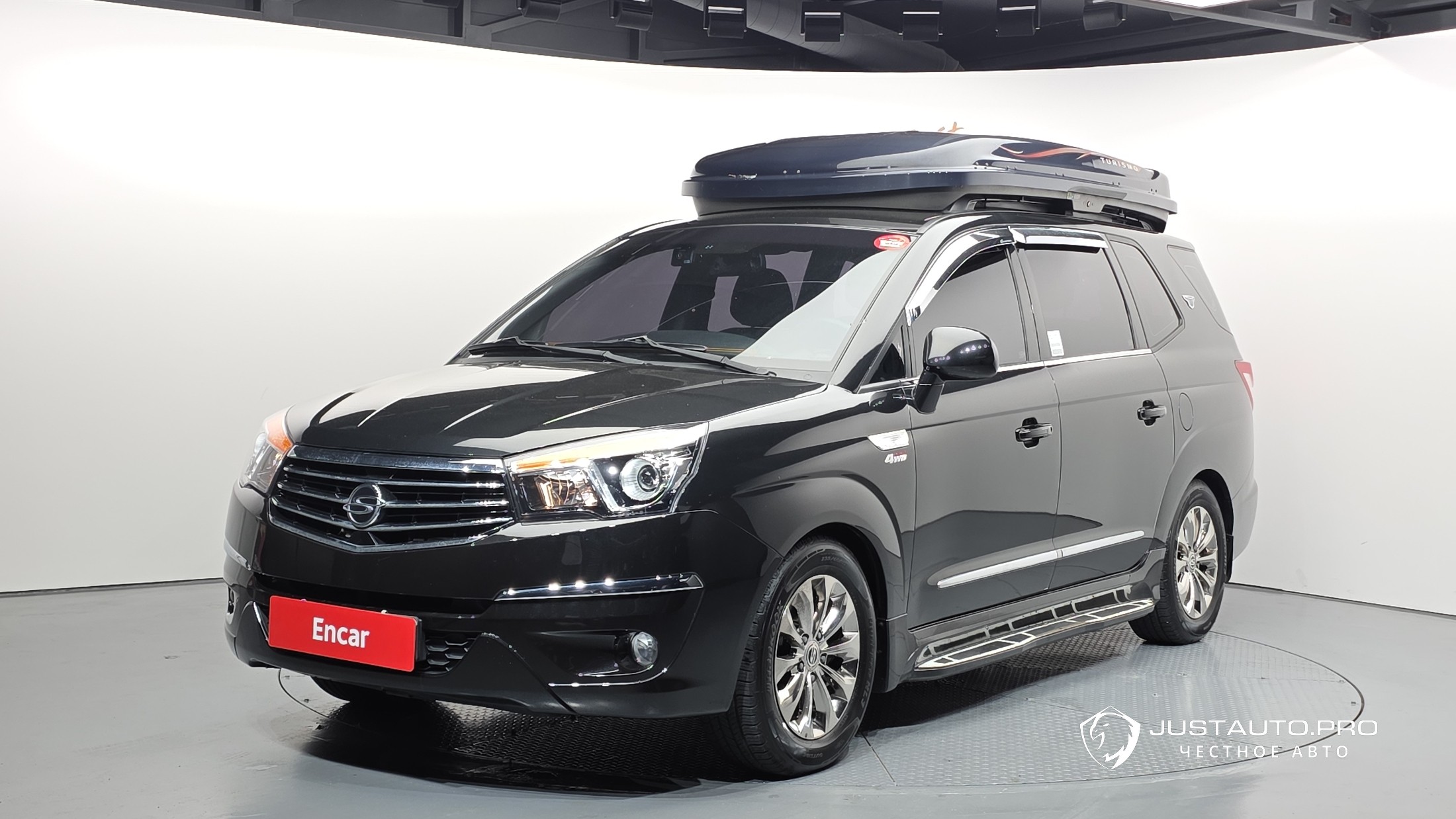 Автомобиль KG_Mobility_Ssangyong KORANDO
