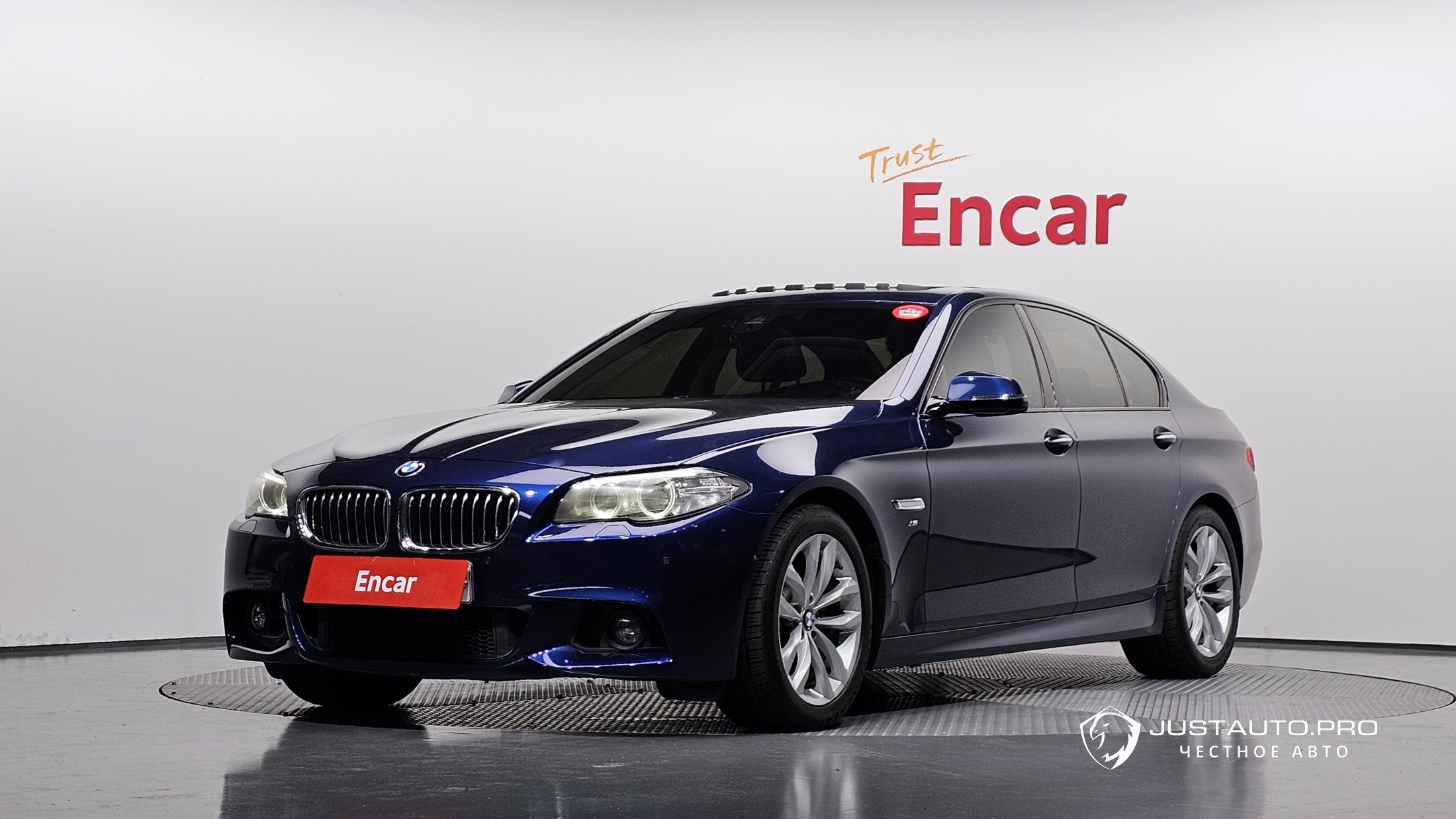 Автомобиль BMW 5-Series