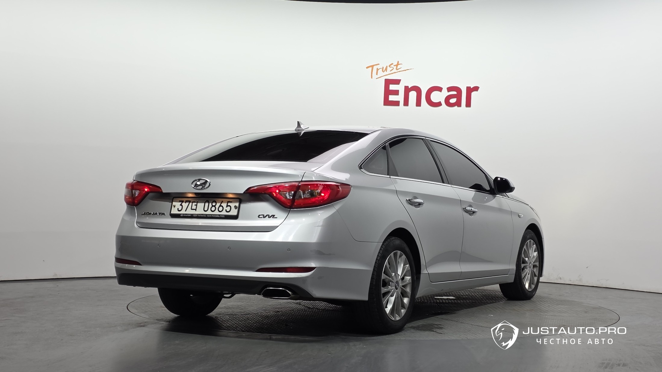 Автомобиль Hyundai Sonata