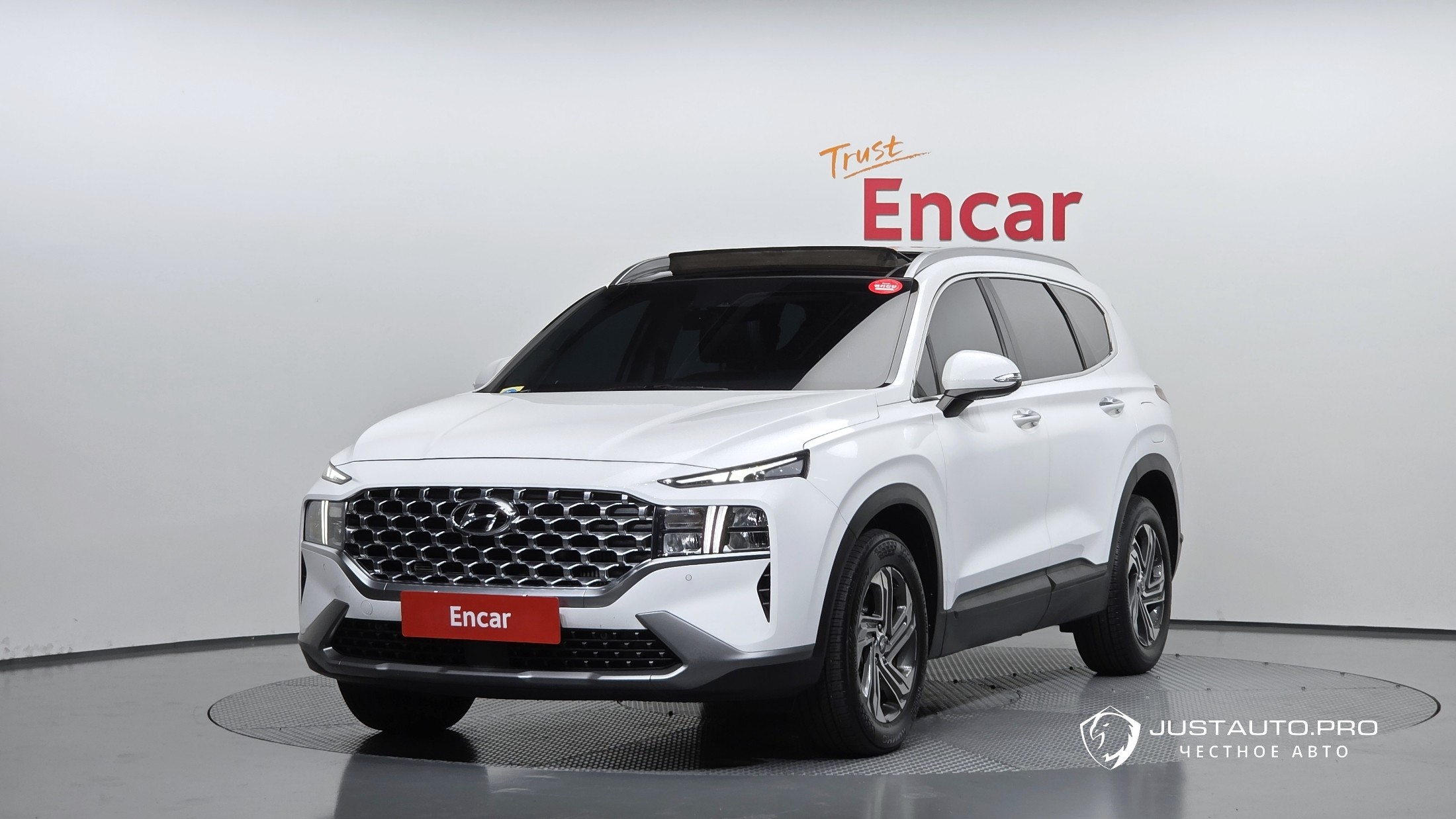 Автомобиль Hyundai Santafe
