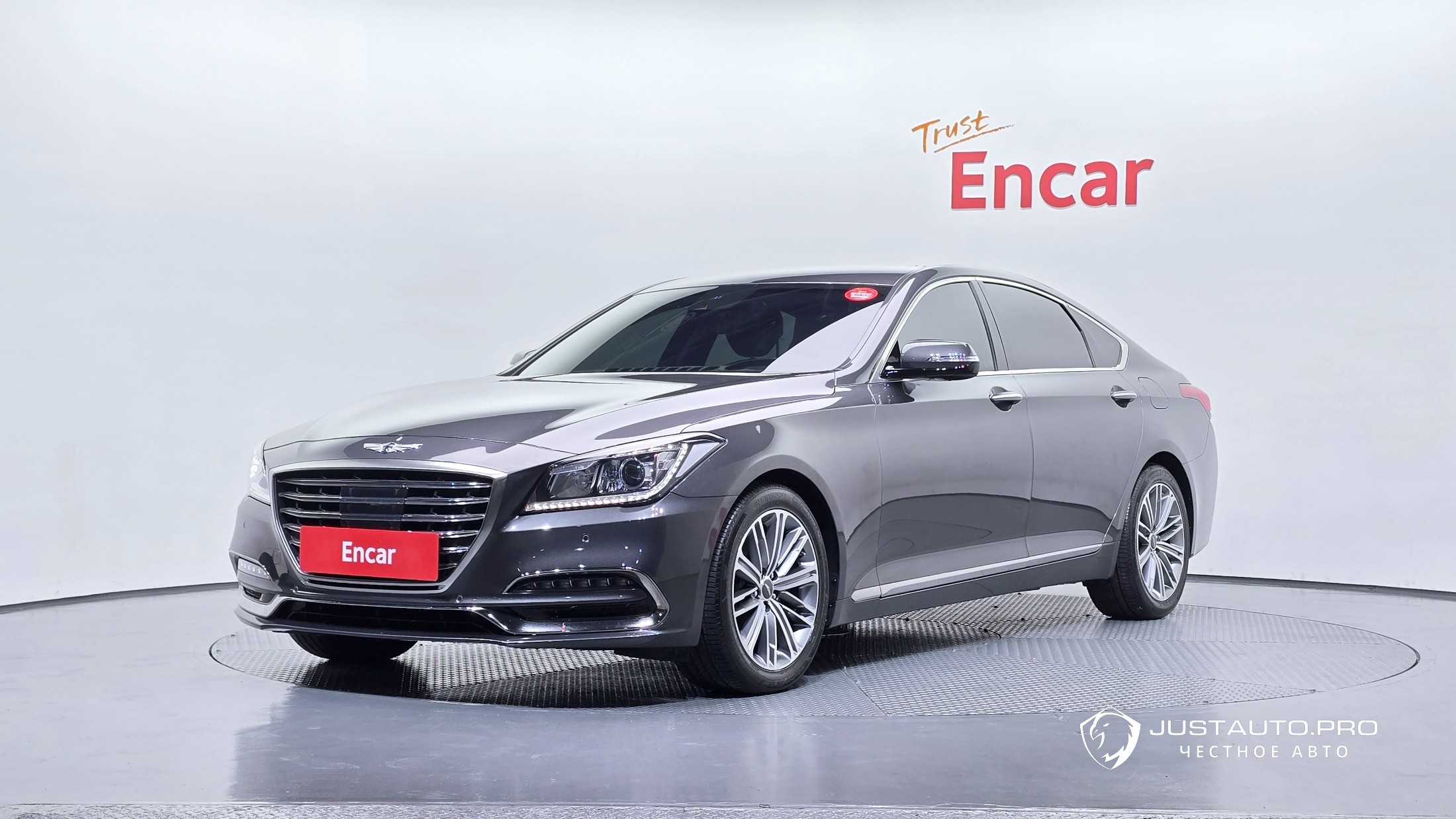 Автомобиль Genesis G80