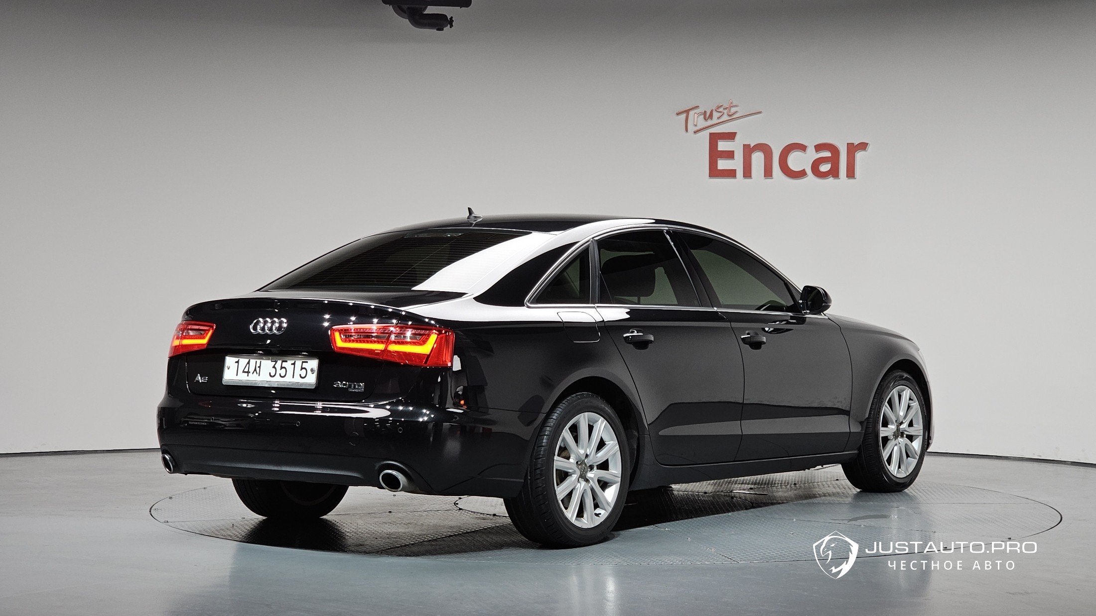 Автомобиль Audi A6